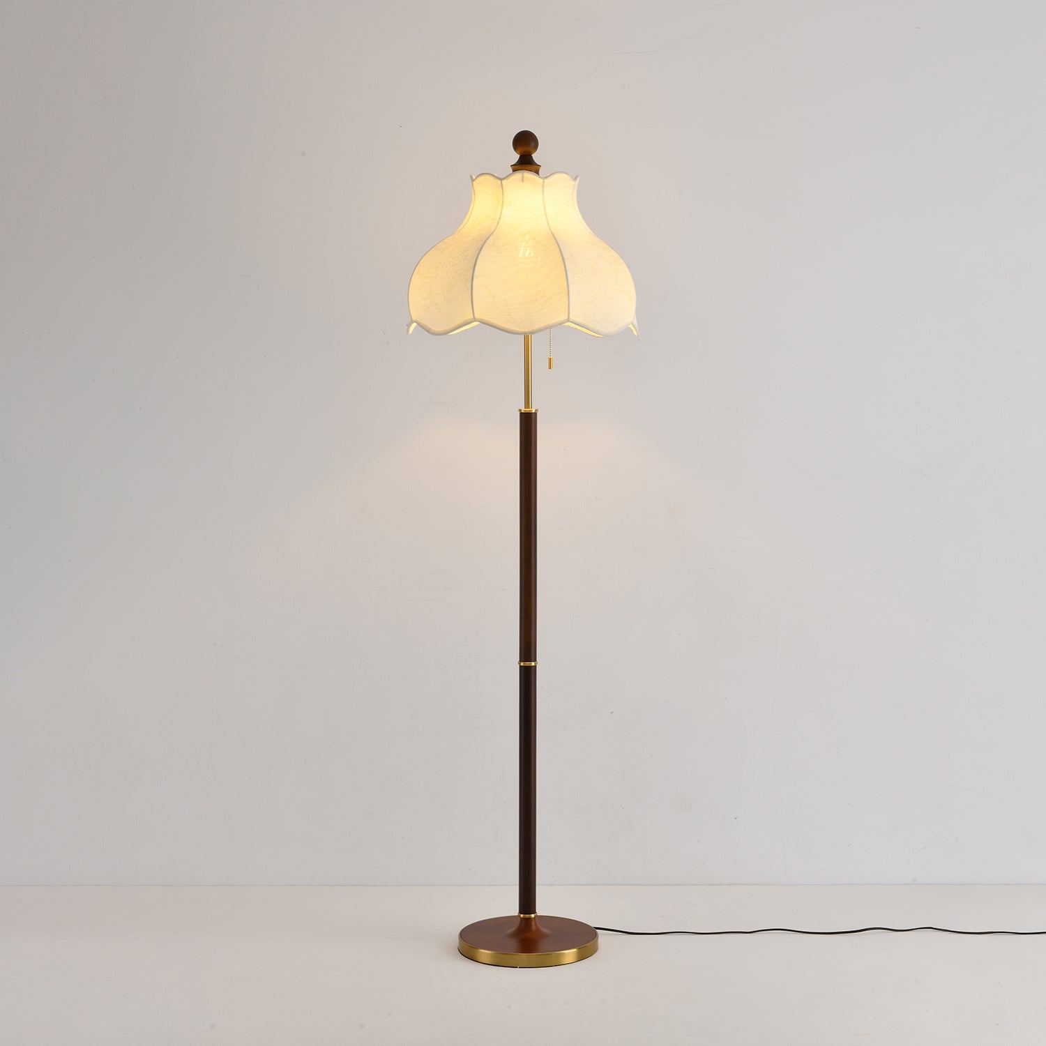 Roselle Bloom Floor Lamp - Blowlighting