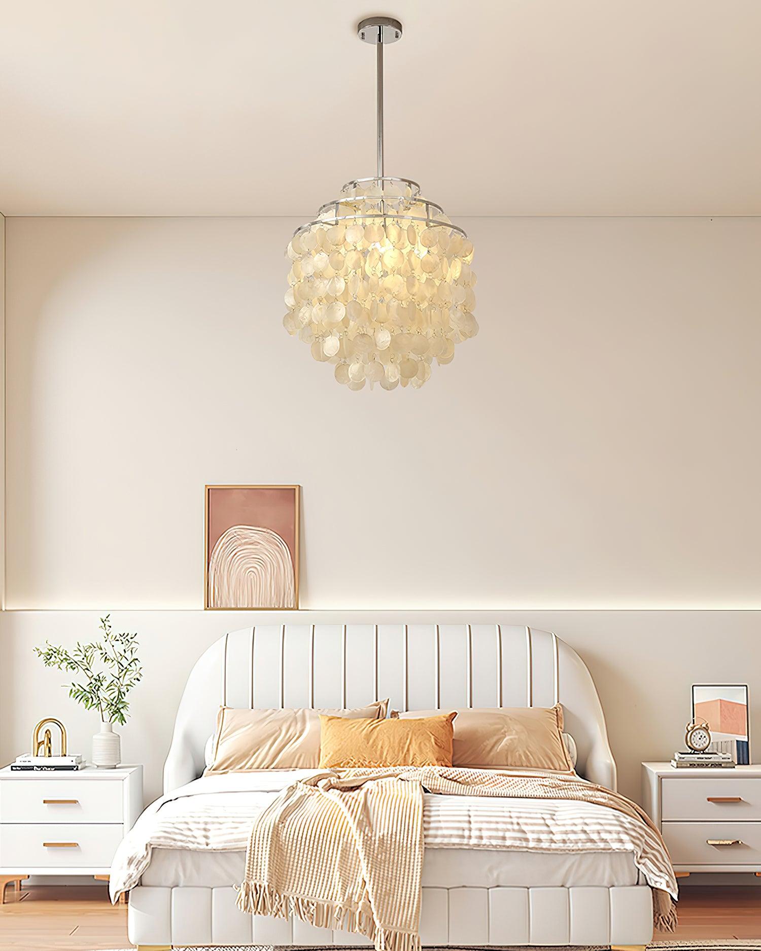 Round Shell Chandelier B - Blowlighting