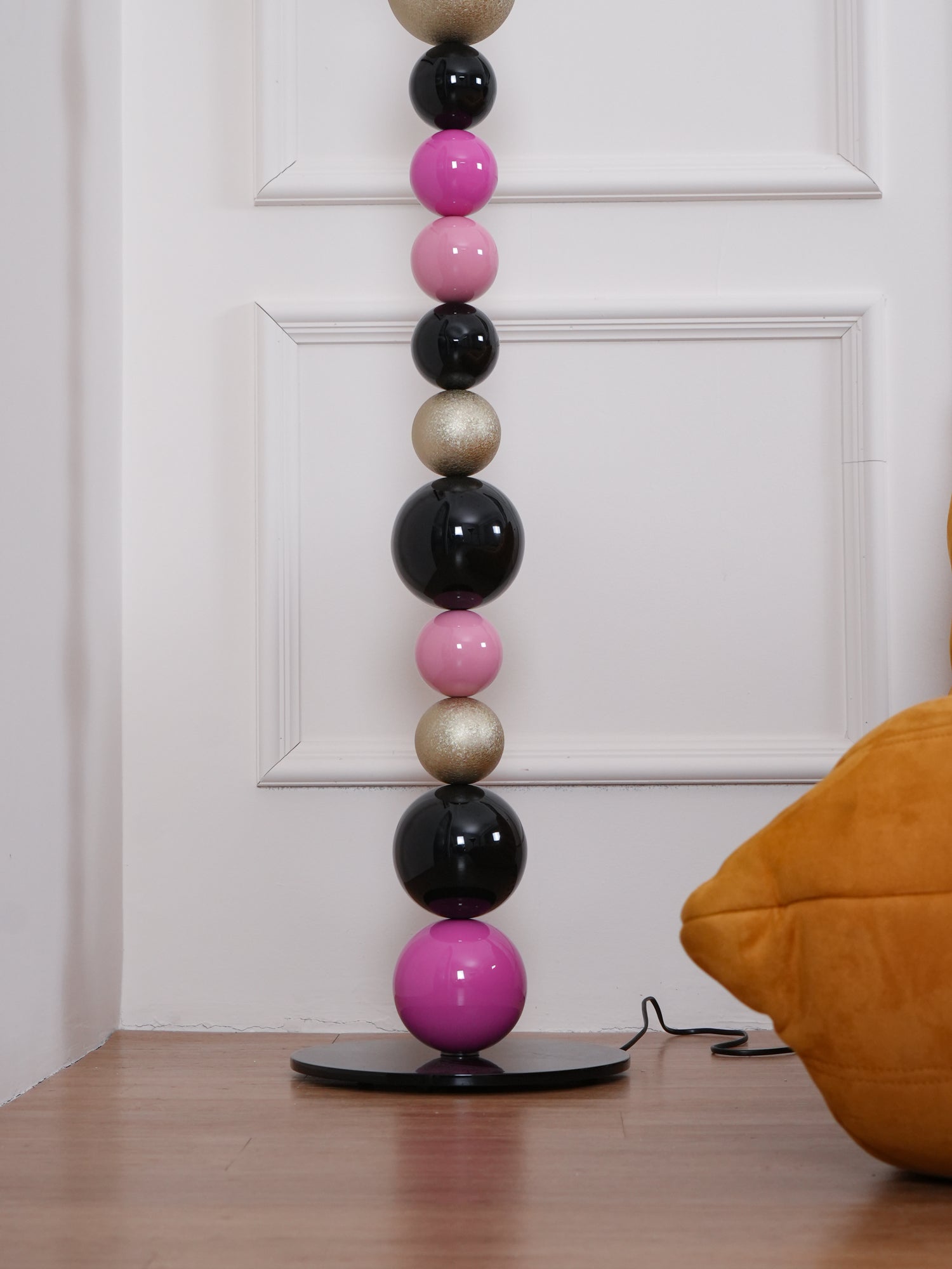 Round Balls Stacking Floor Lamp - Blowlighting