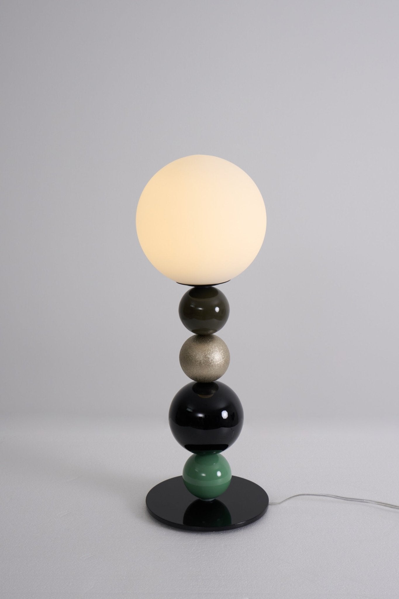 Round Balls Stacking Table Lamp - Blowlighting