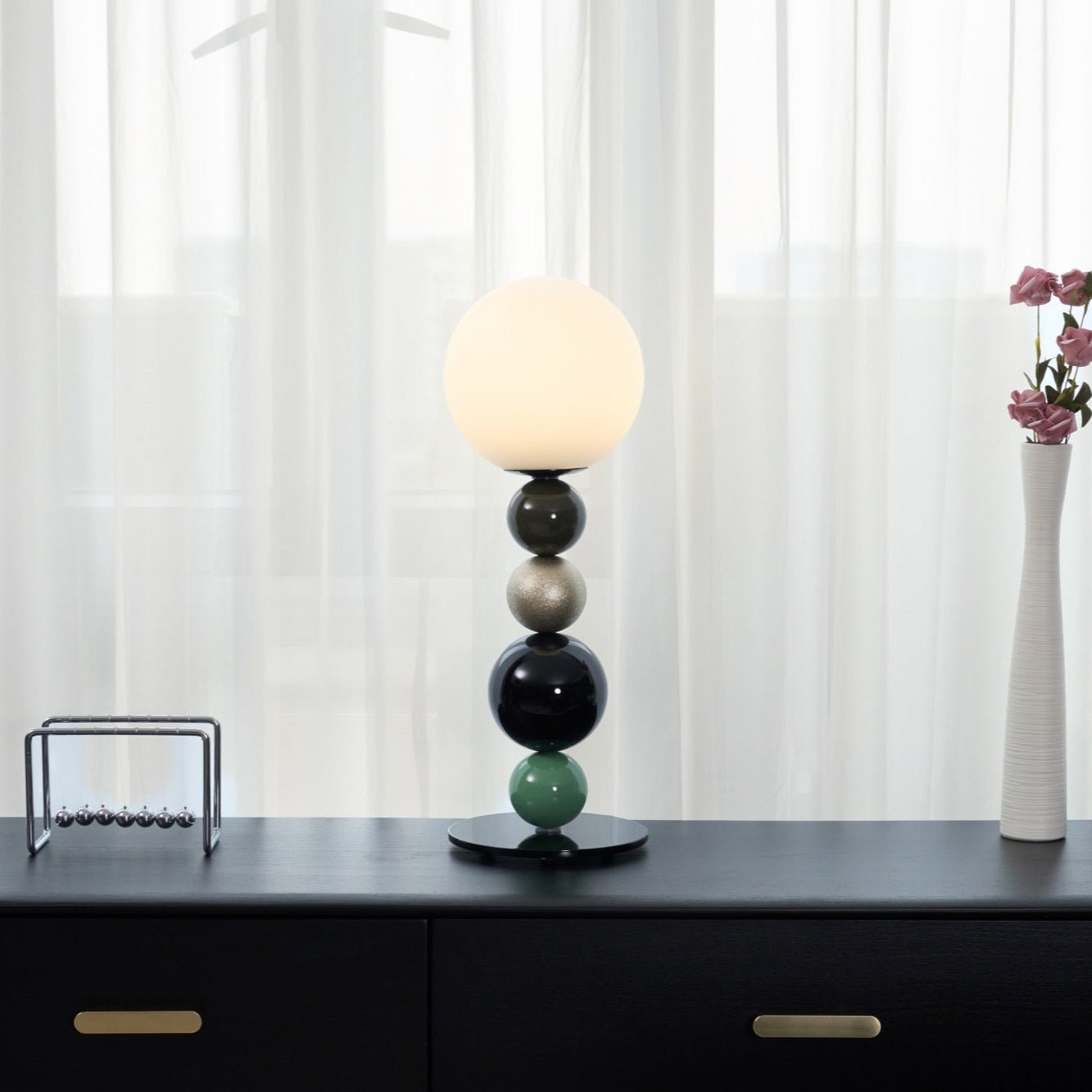 Round Balls Stacking Table Lamp - Blowlighting