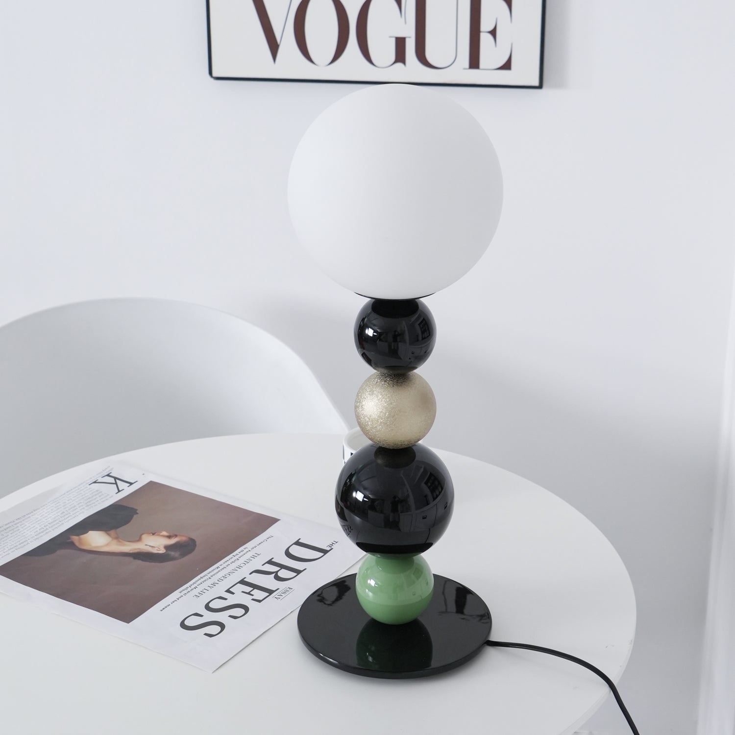 Round Balls Stacking Table Lamp - Blowlighting