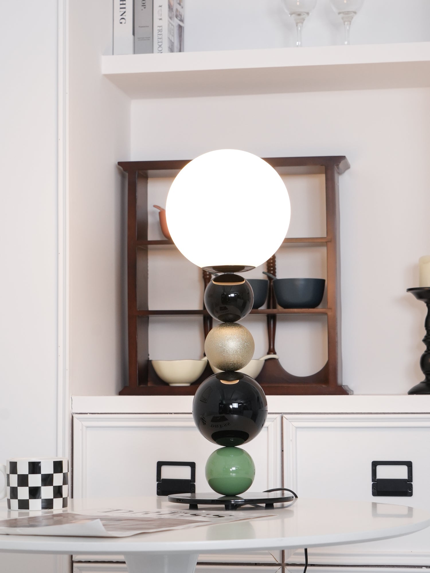 Round Balls Stacking Table Lamp - Blowlighting