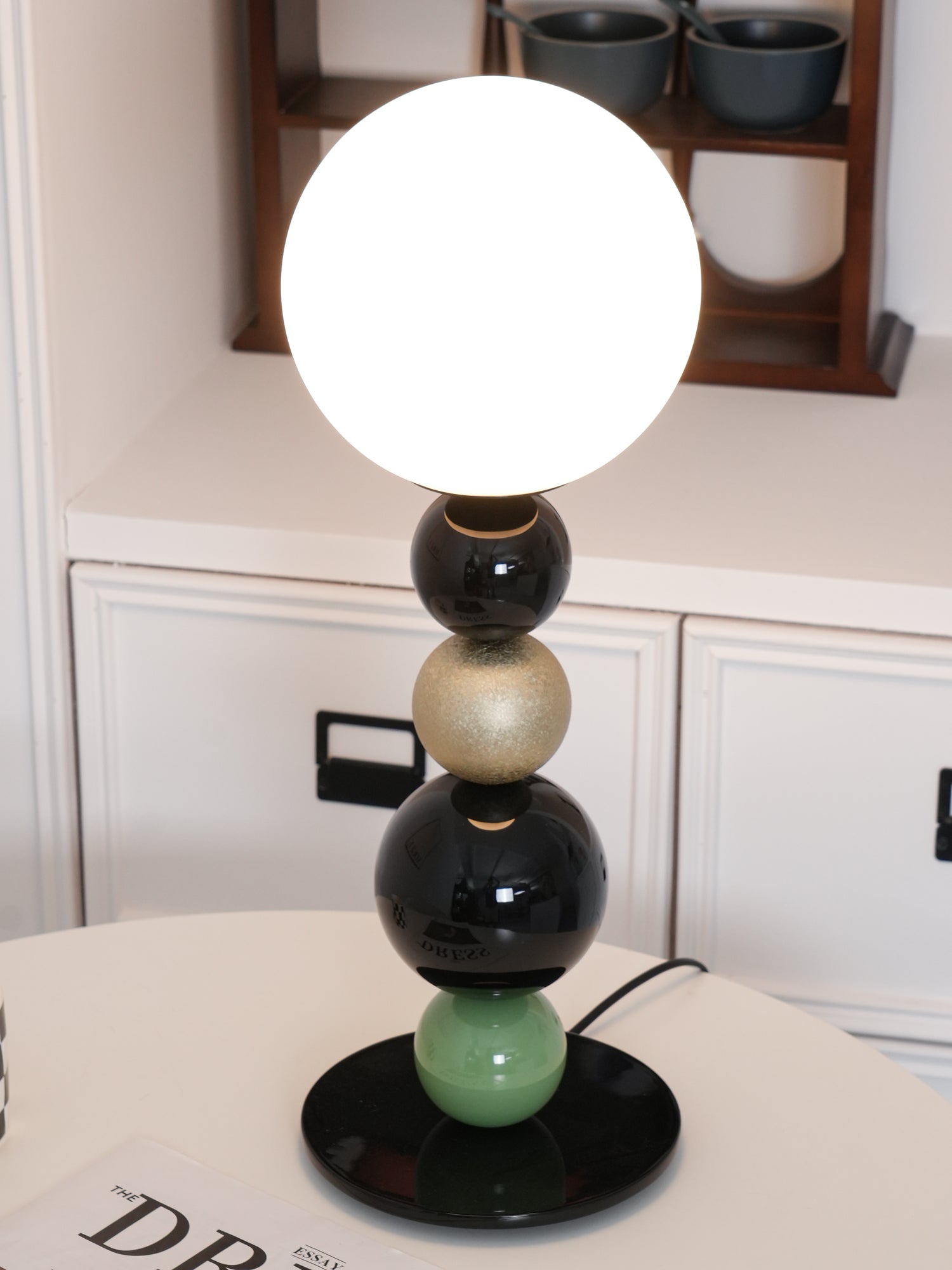 Round Balls Stacking Table Lamp - Blowlighting