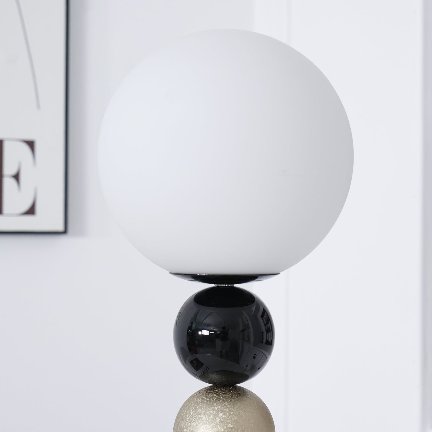 Round Balls Stacking Table Lamp - Blowlighting