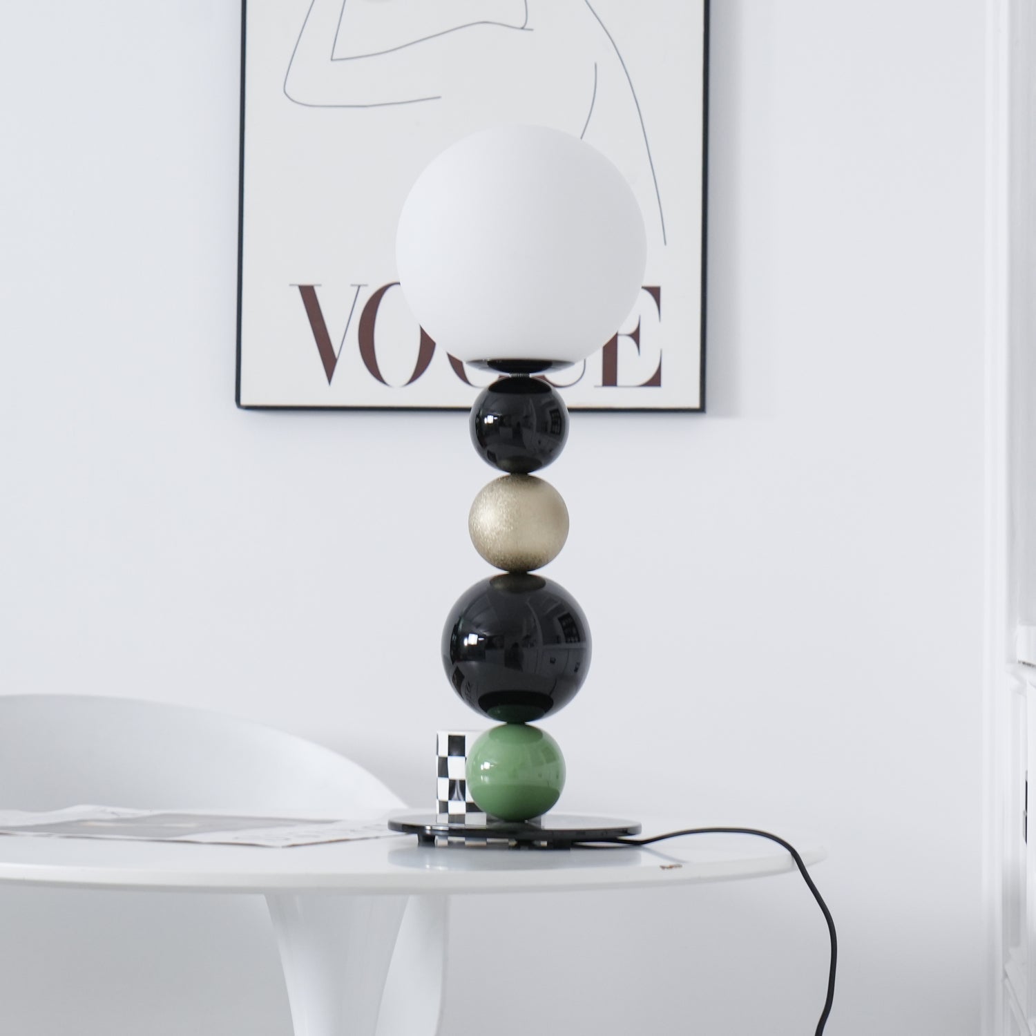 Round Balls Stacking Table Lamp - Blowlighting