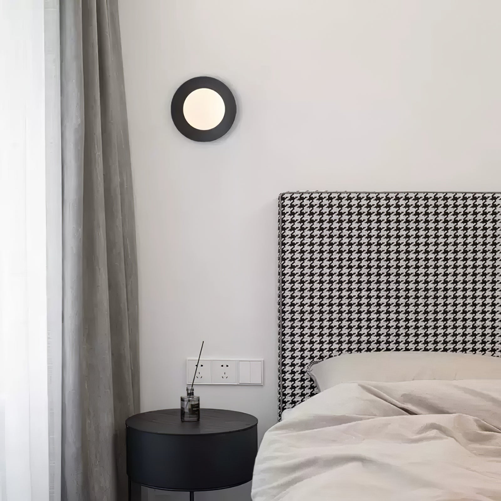 Round Glass Art Wall Lamp - Blowlighting
