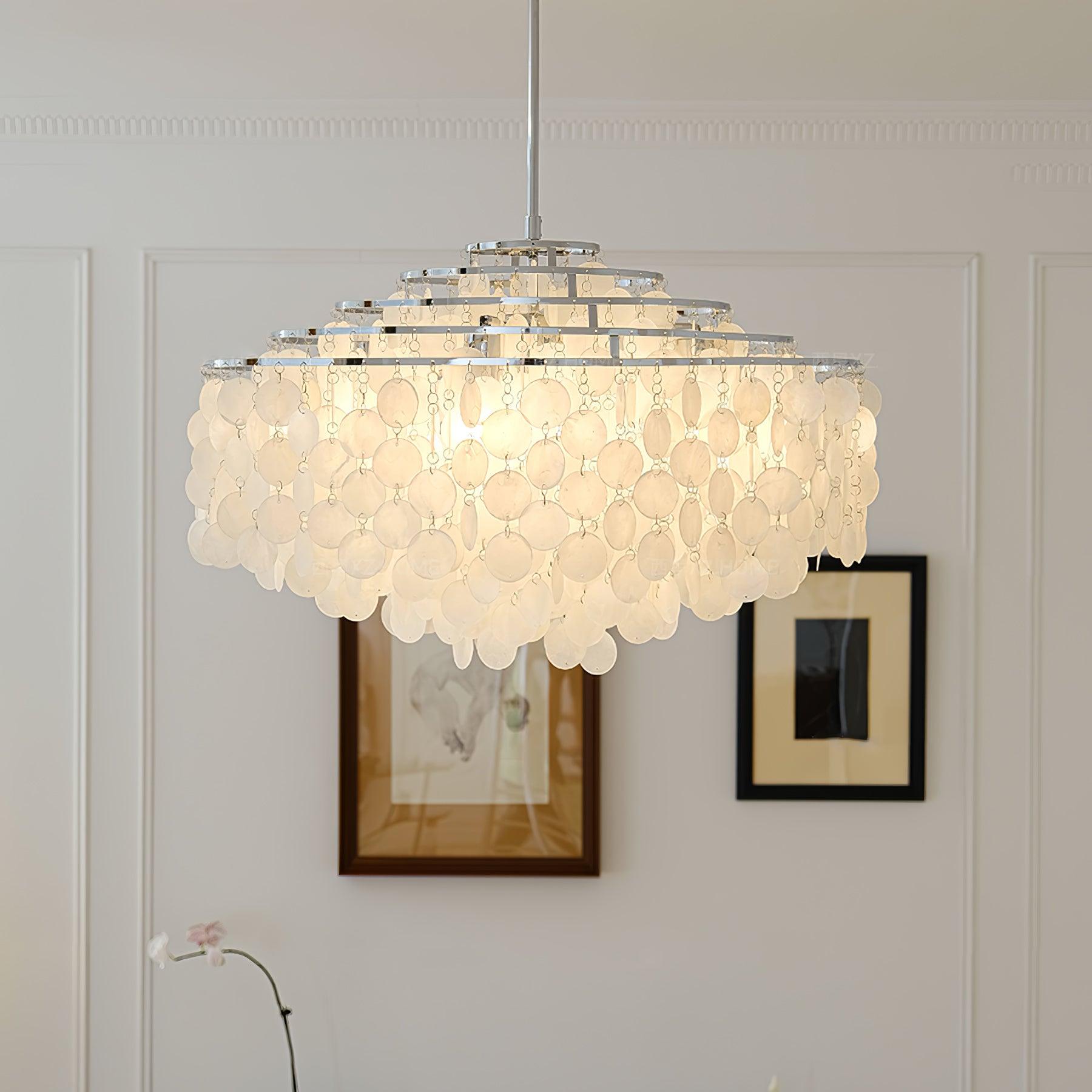 Round Shell Chandelier B - Blowlighting