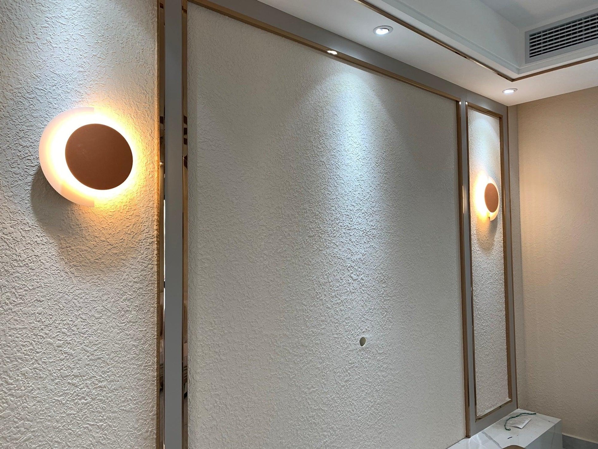 Rounded Abstract Art Sconce - Blowlighting