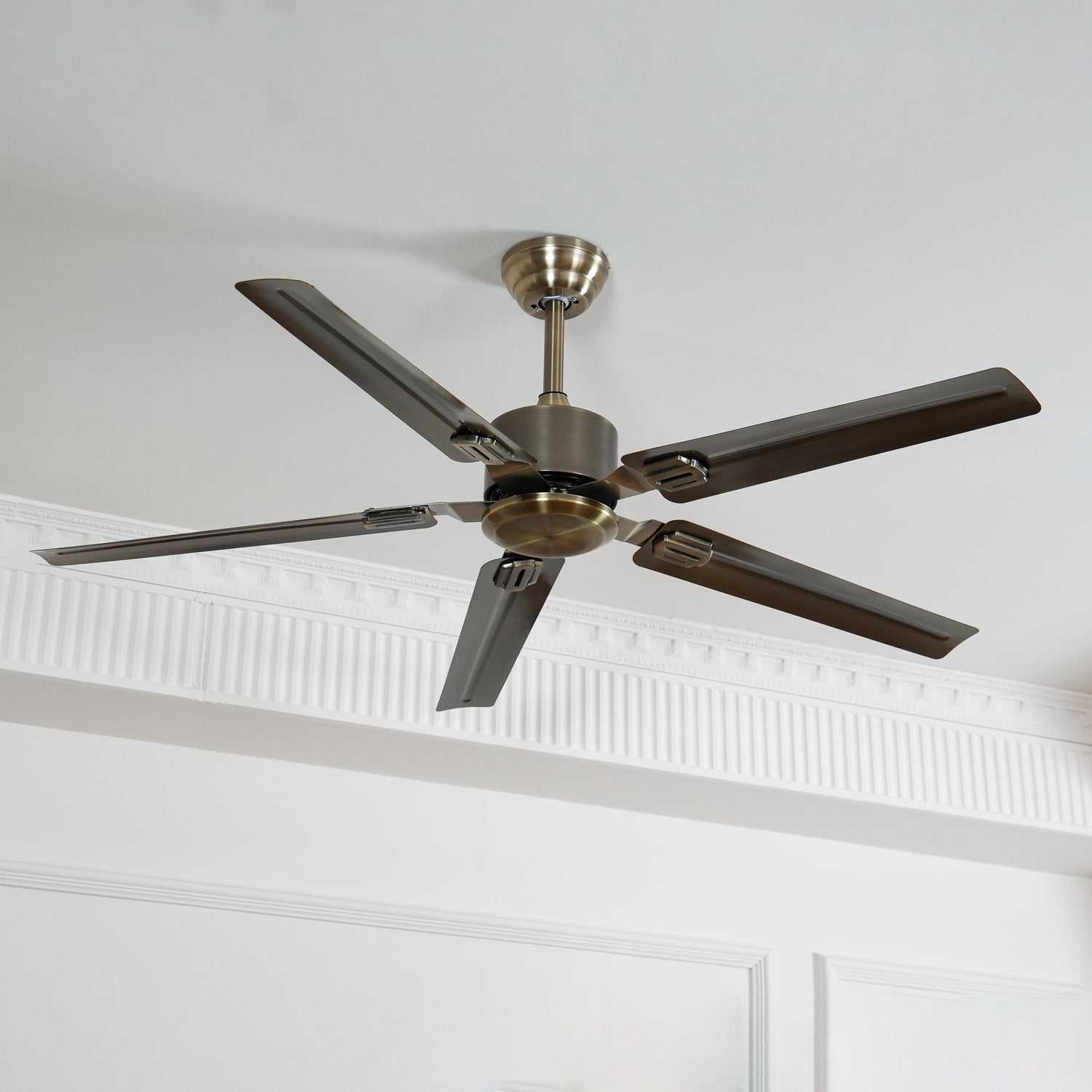 Rozzen Ceiling Fan 52″ - Blowlighting