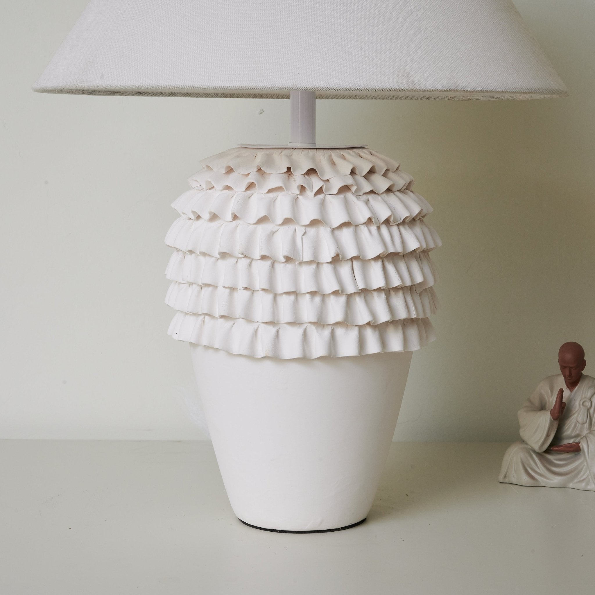 Ruffle Ceramic Table Lamp - Blowlighting