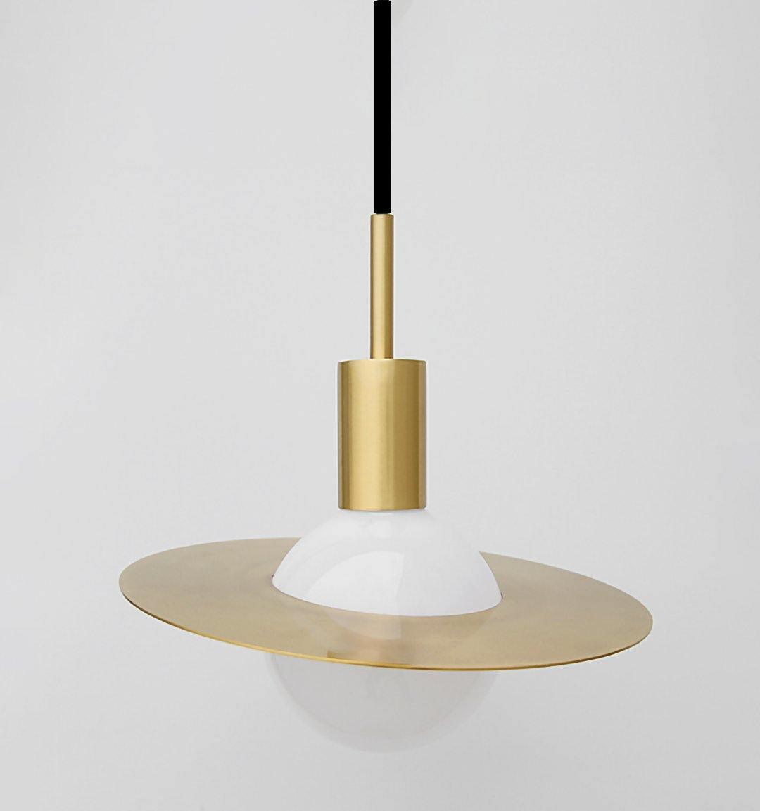 Doug Minimalist Metal Pendant Light - Blowlighting
