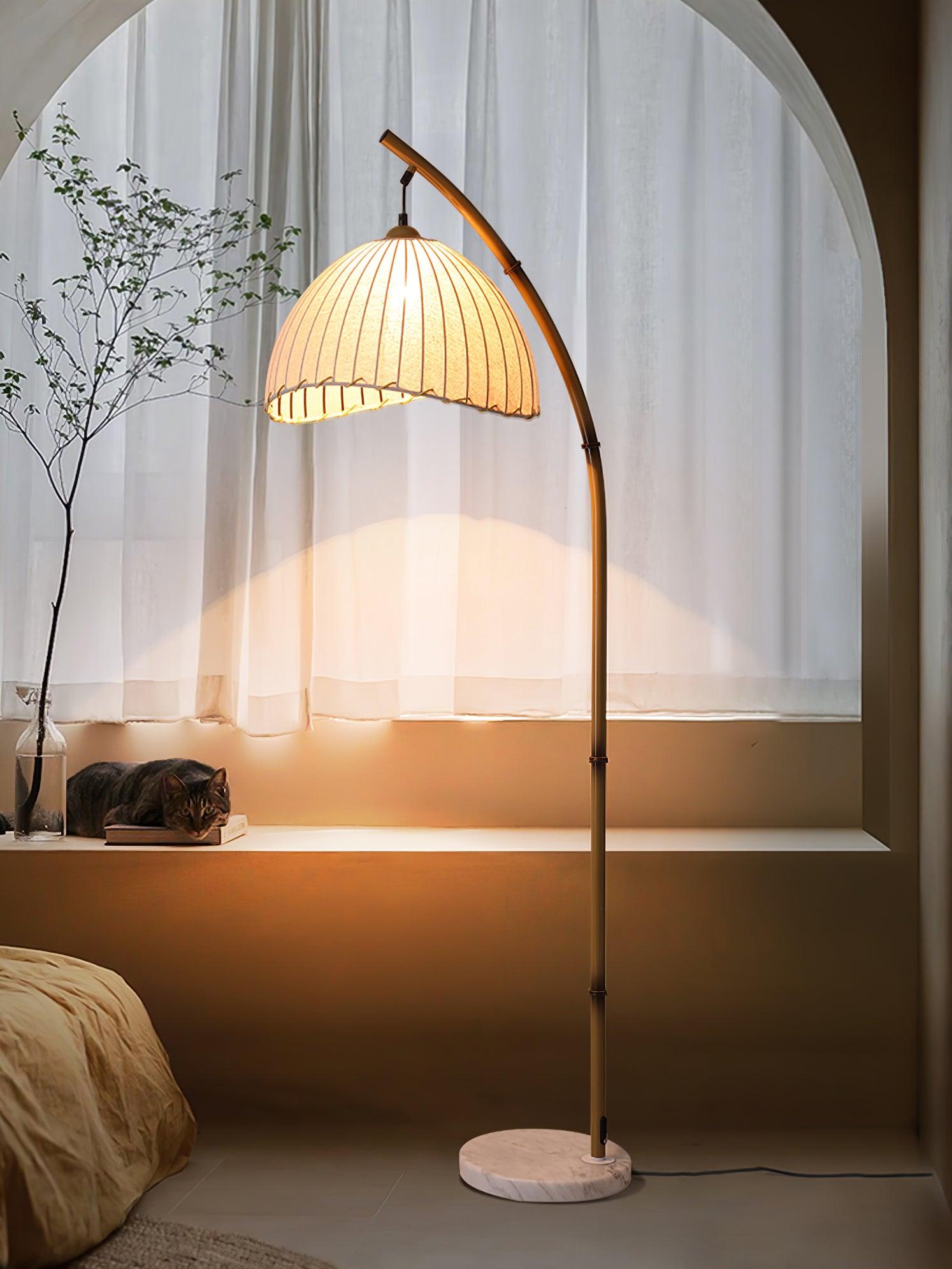 Sanna Floor Lamp - Blowlighting