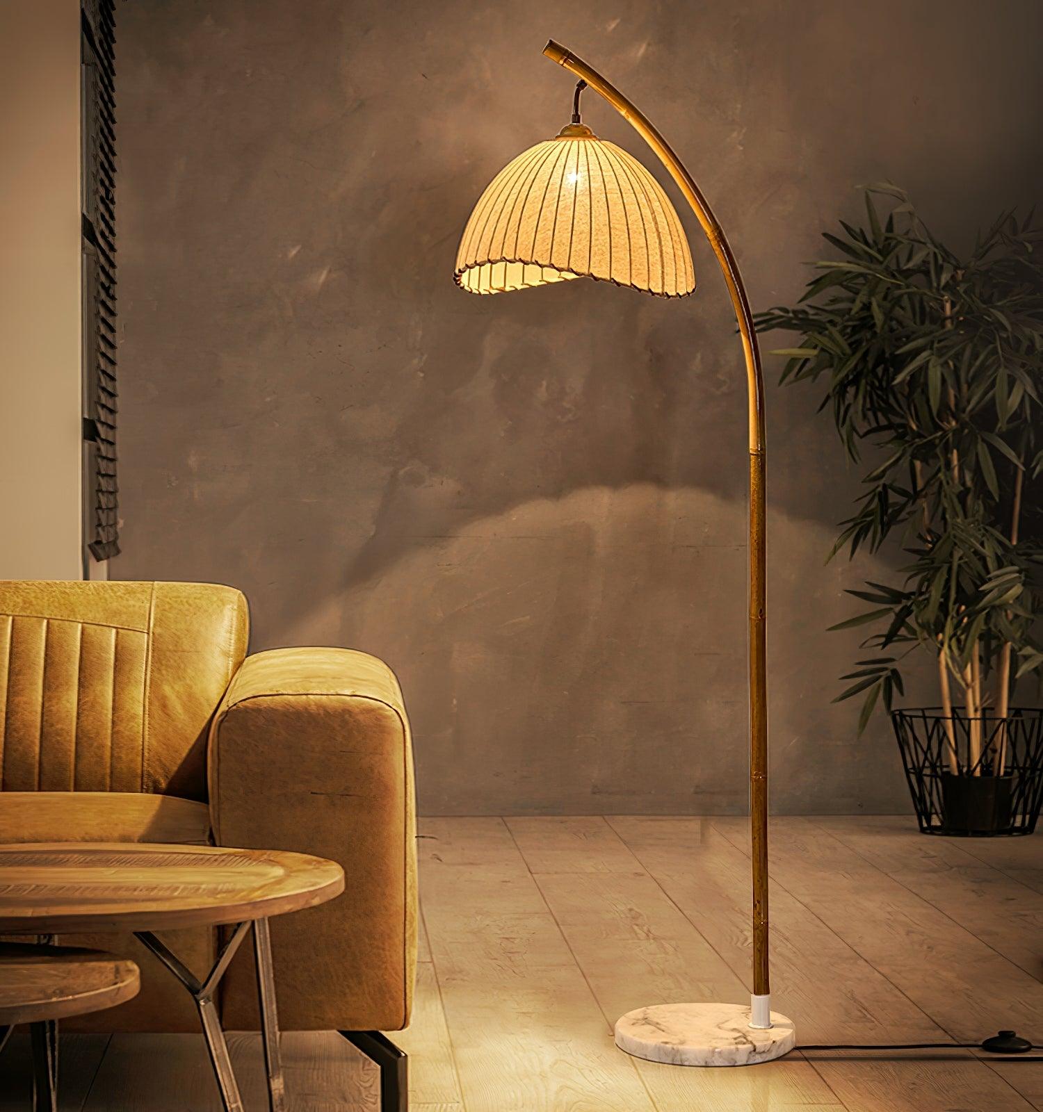 Sanna Floor Lamp - Blowlighting