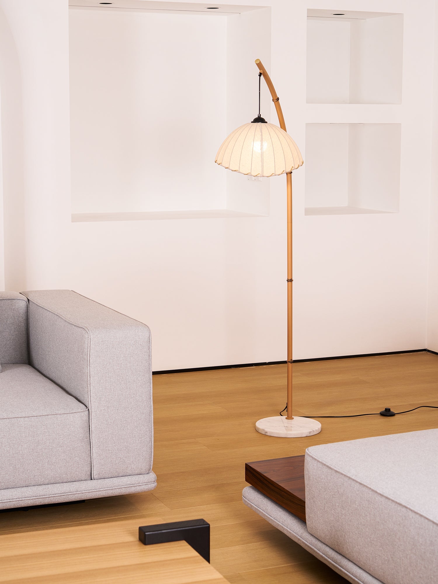 Sanna Floor Lamp - Blowlighting