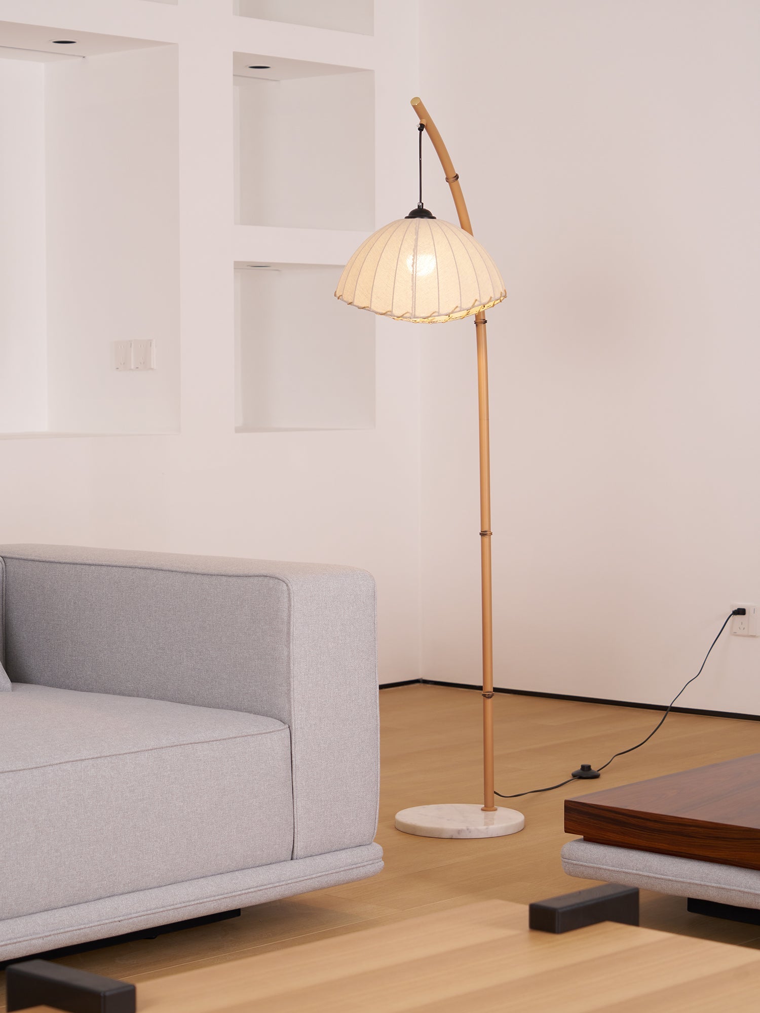 Sanna Floor Lamp - Blowlighting