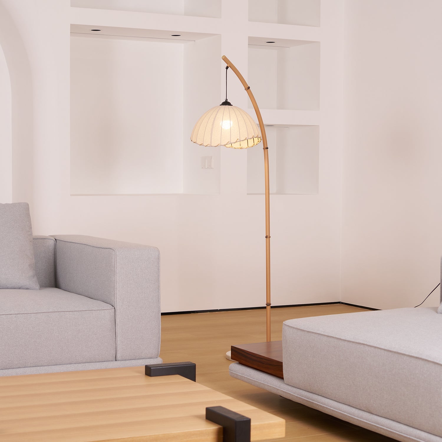 Sanna Floor Lamp - Blowlighting