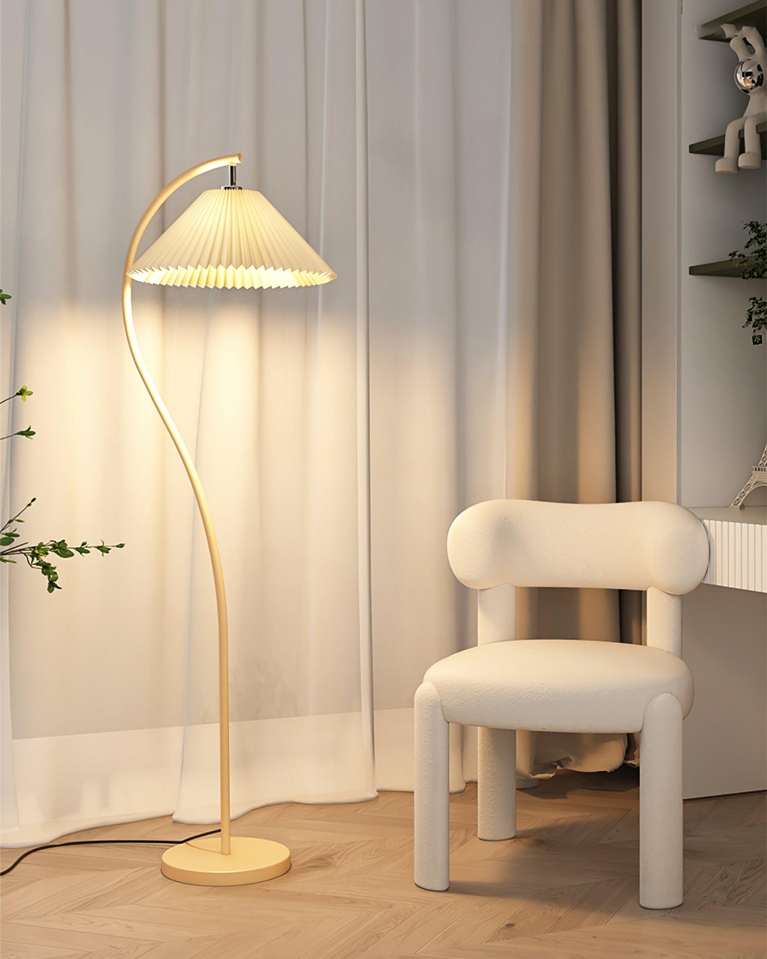Arched Floor Lamp - Blowlighting