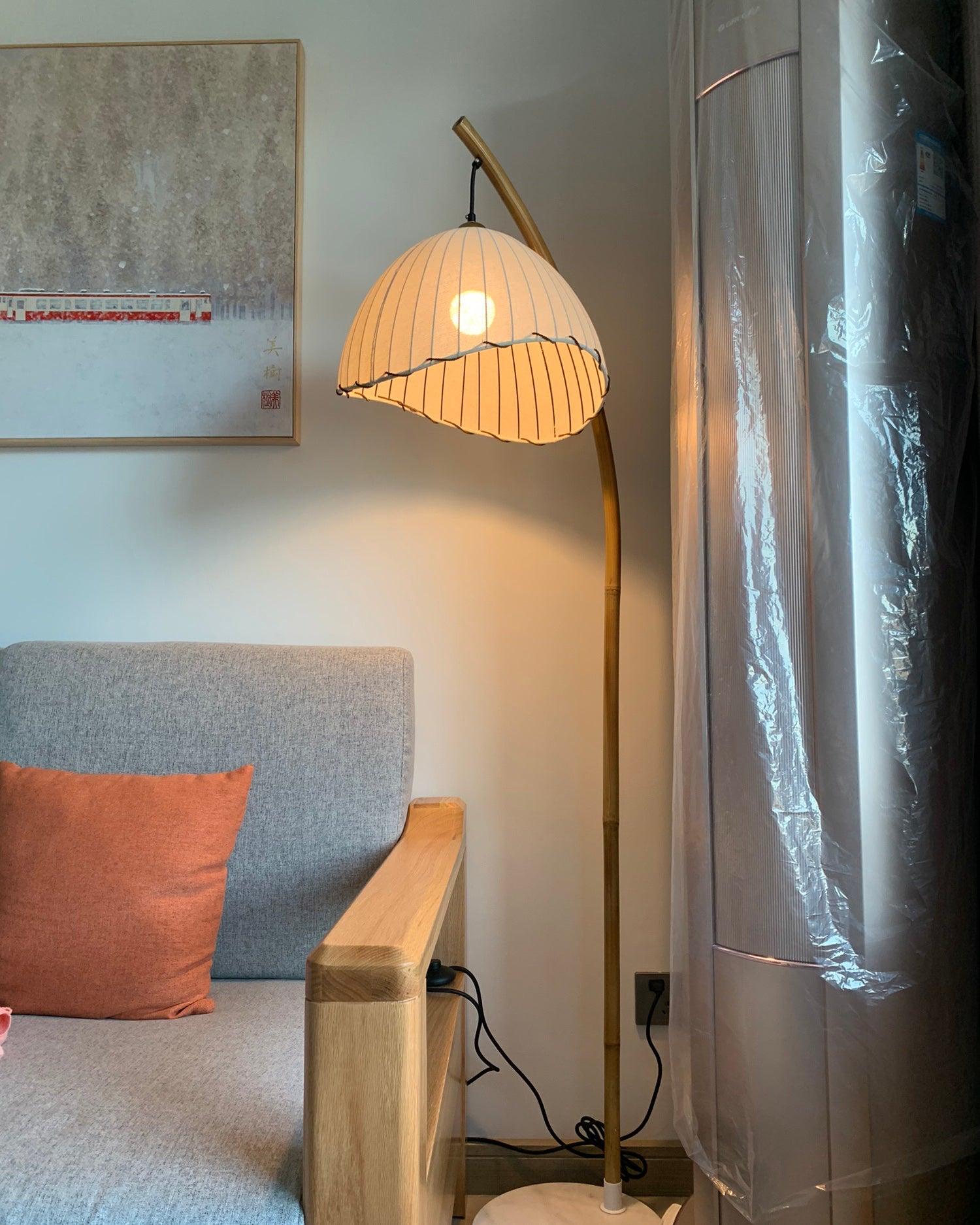 Sanna Floor Lamp - Blowlighting