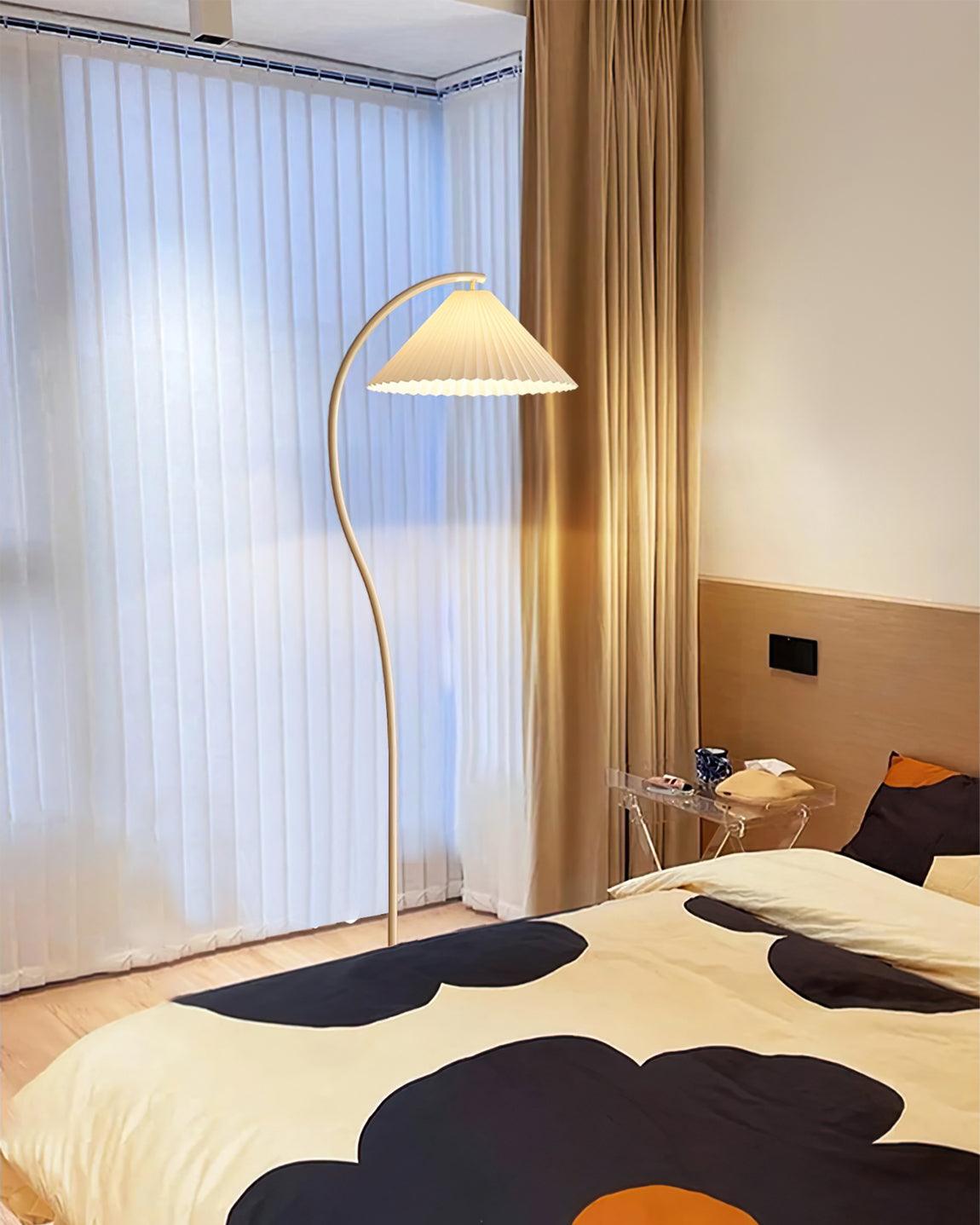 Arched Floor Lamp - Blowlighting