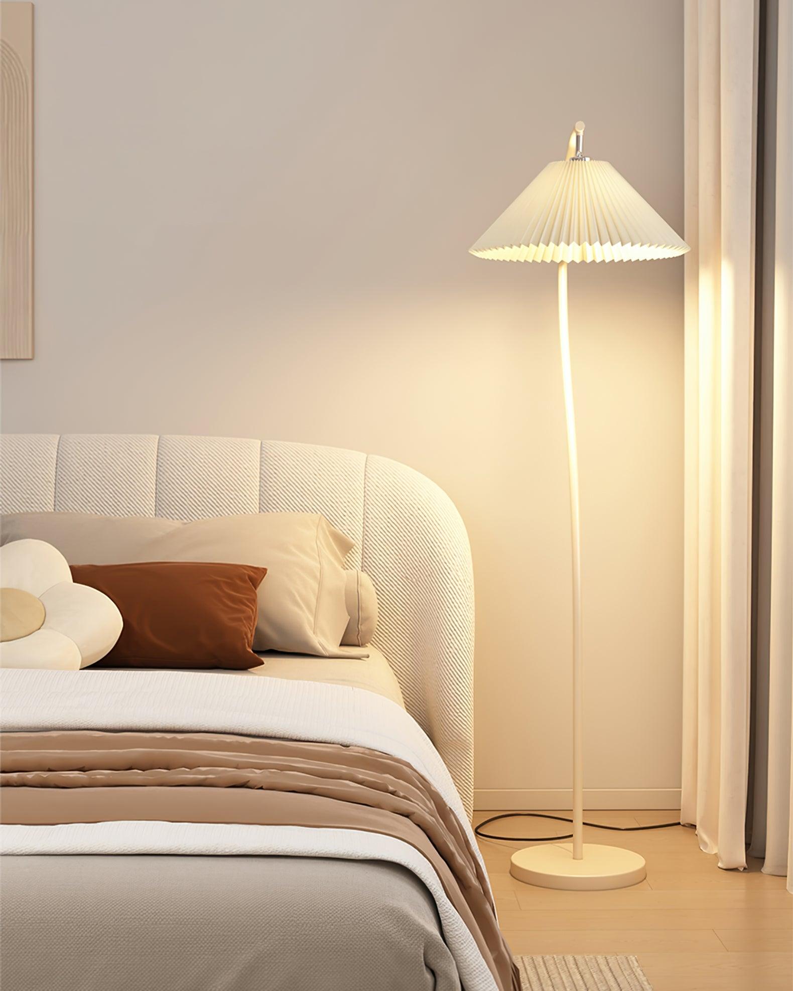 Arched Floor Lamp - Blowlighting