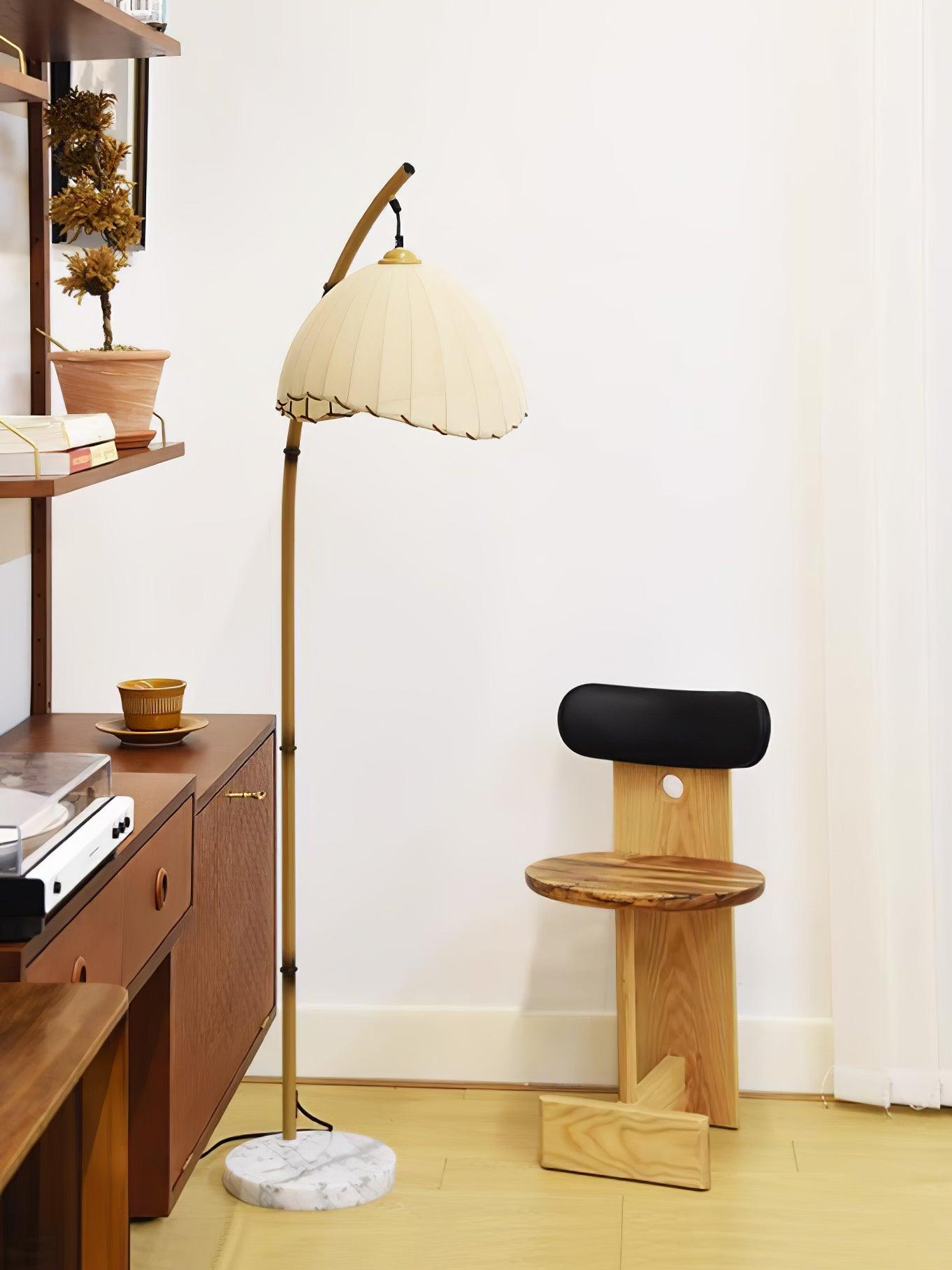 Sanna Floor Lamp - Blowlighting