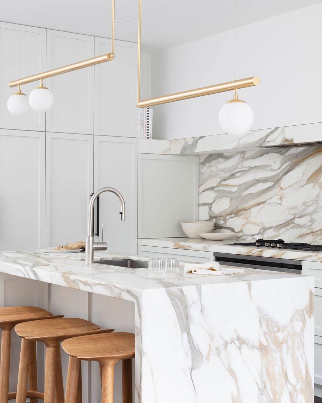 Satellite Ceiling Pendant Light - Blowlighting