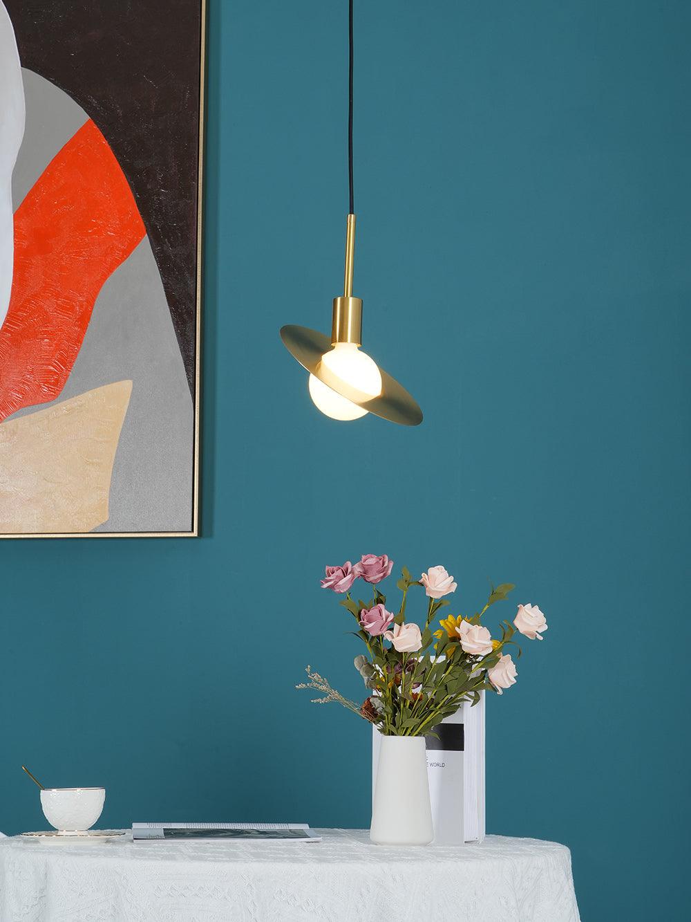 Doug Minimalist Metal Pendant Light - Blowlighting
