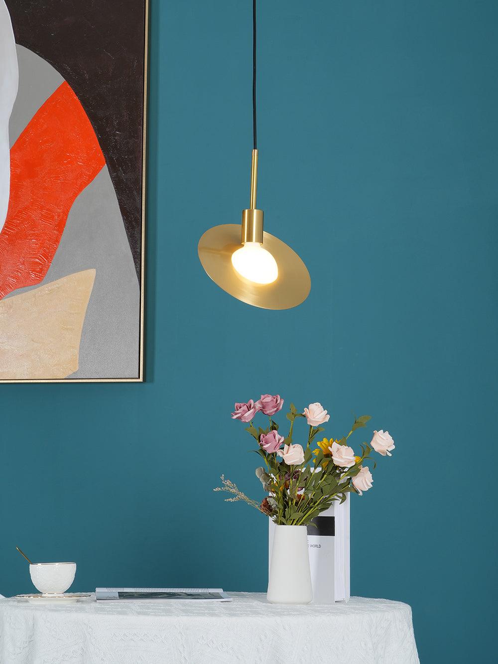 Doug Minimalist Metal Pendant Light - Blowlighting