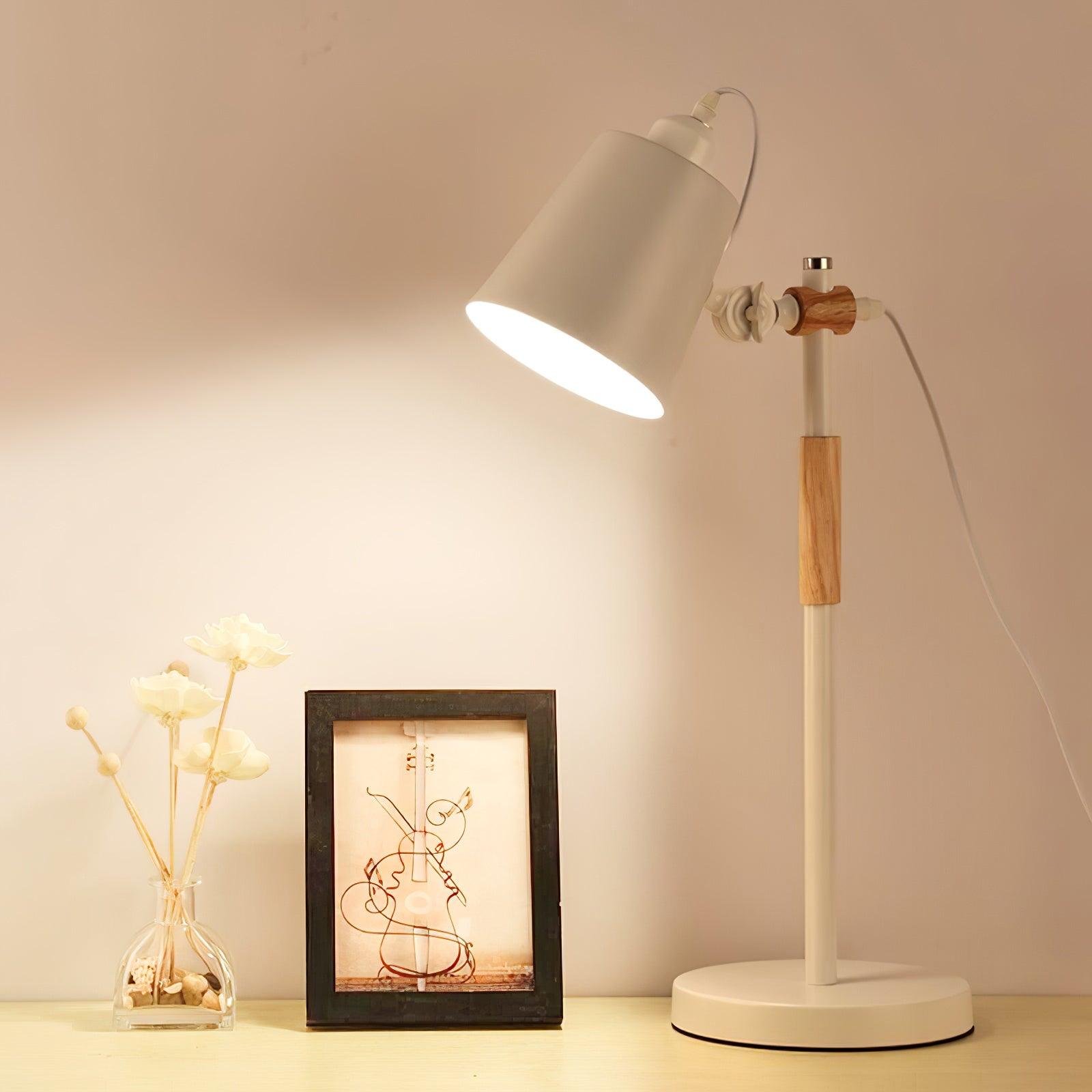 Addyson Minimalist Metal Table Lamp - Blowlighting