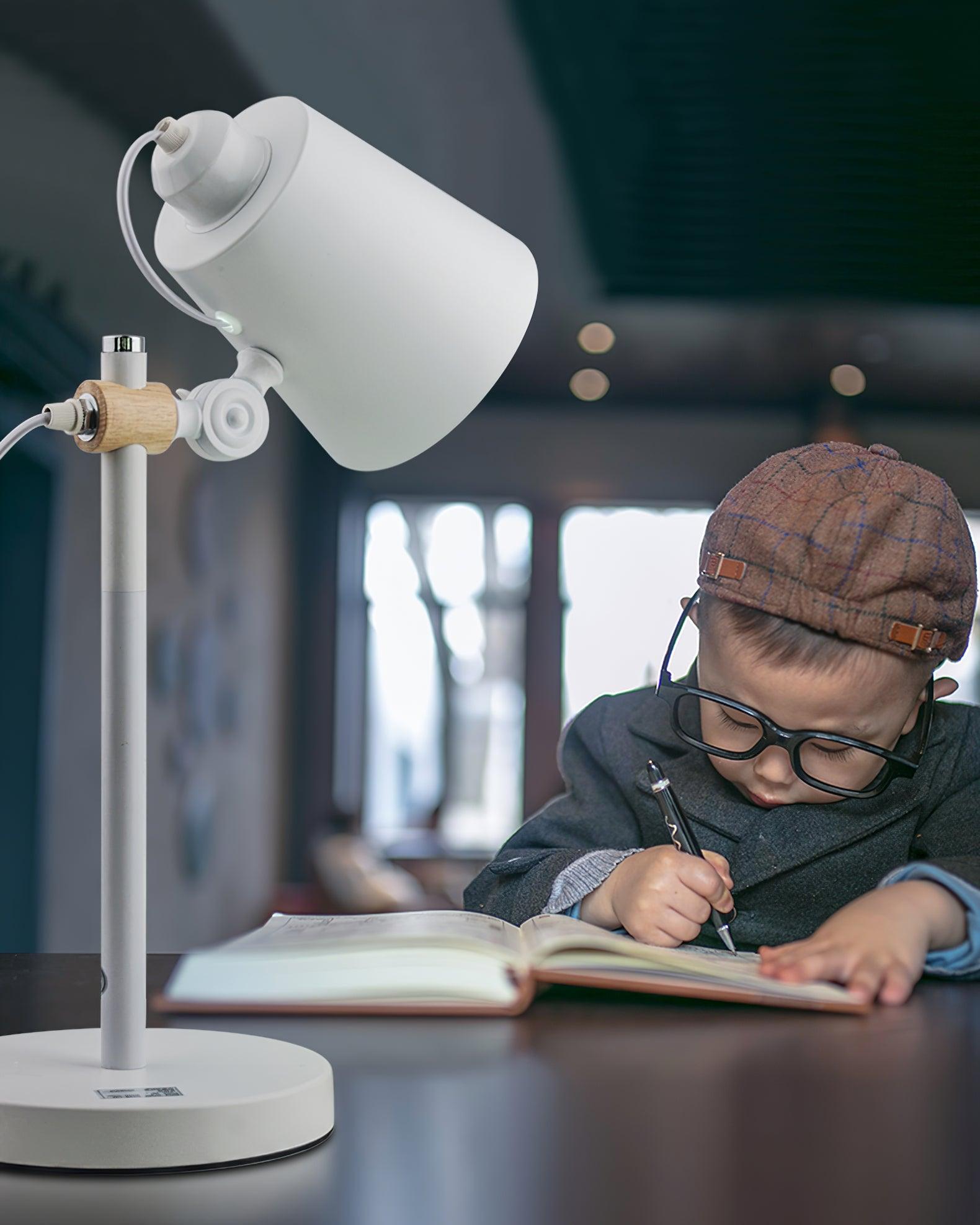 Addyson Minimalist Metal Table Lamp - Blowlighting