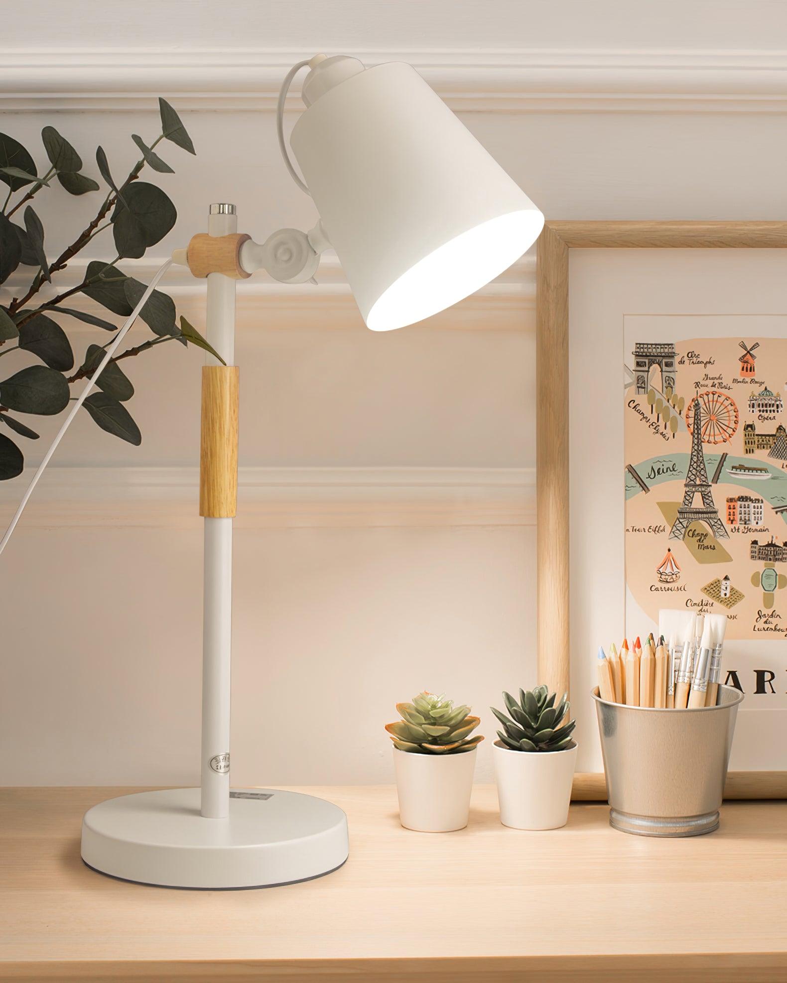 Addyson Minimalist Metal Table Lamp - Blowlighting