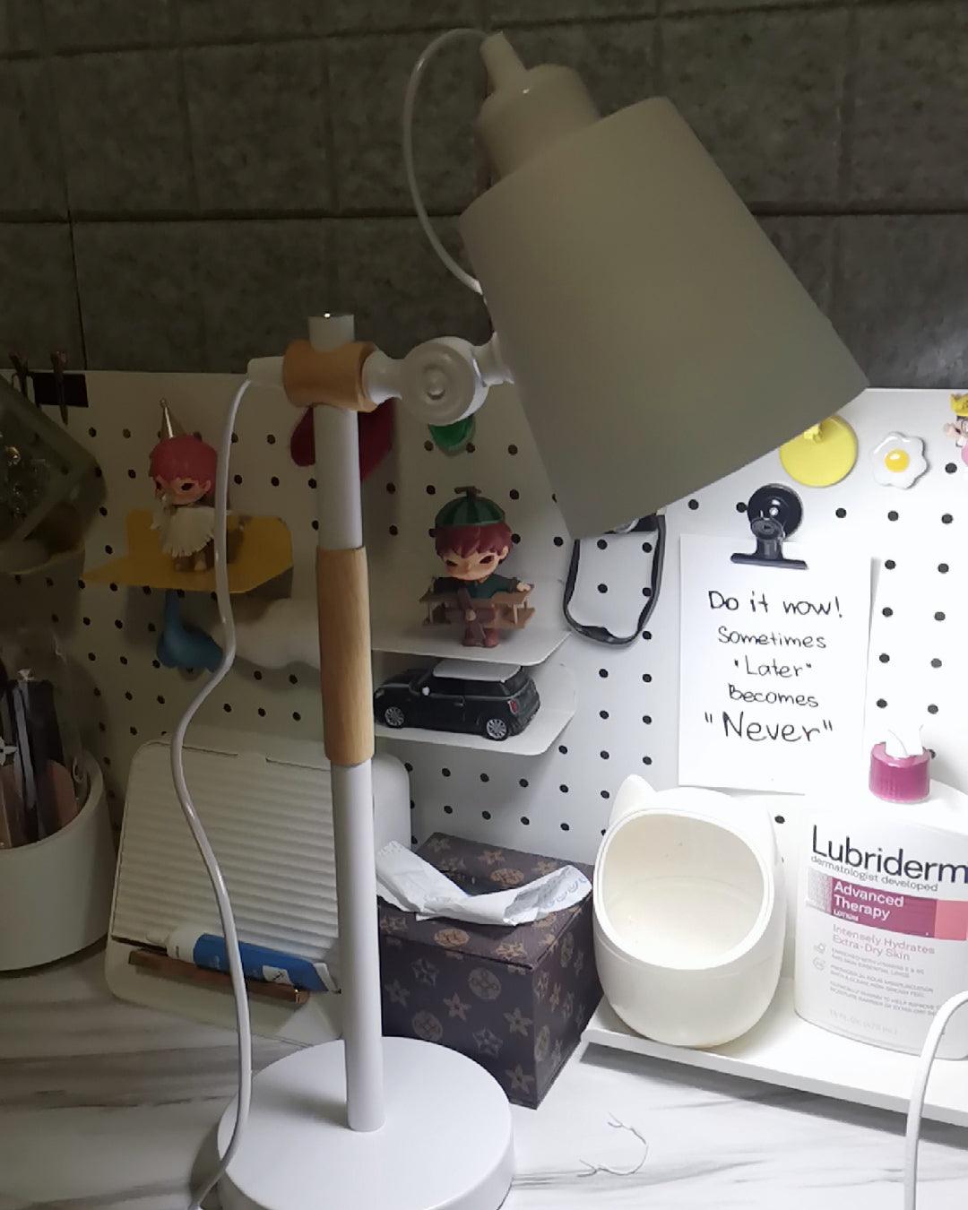 Addyson Minimalist Metal Table Lamp - Blowlighting