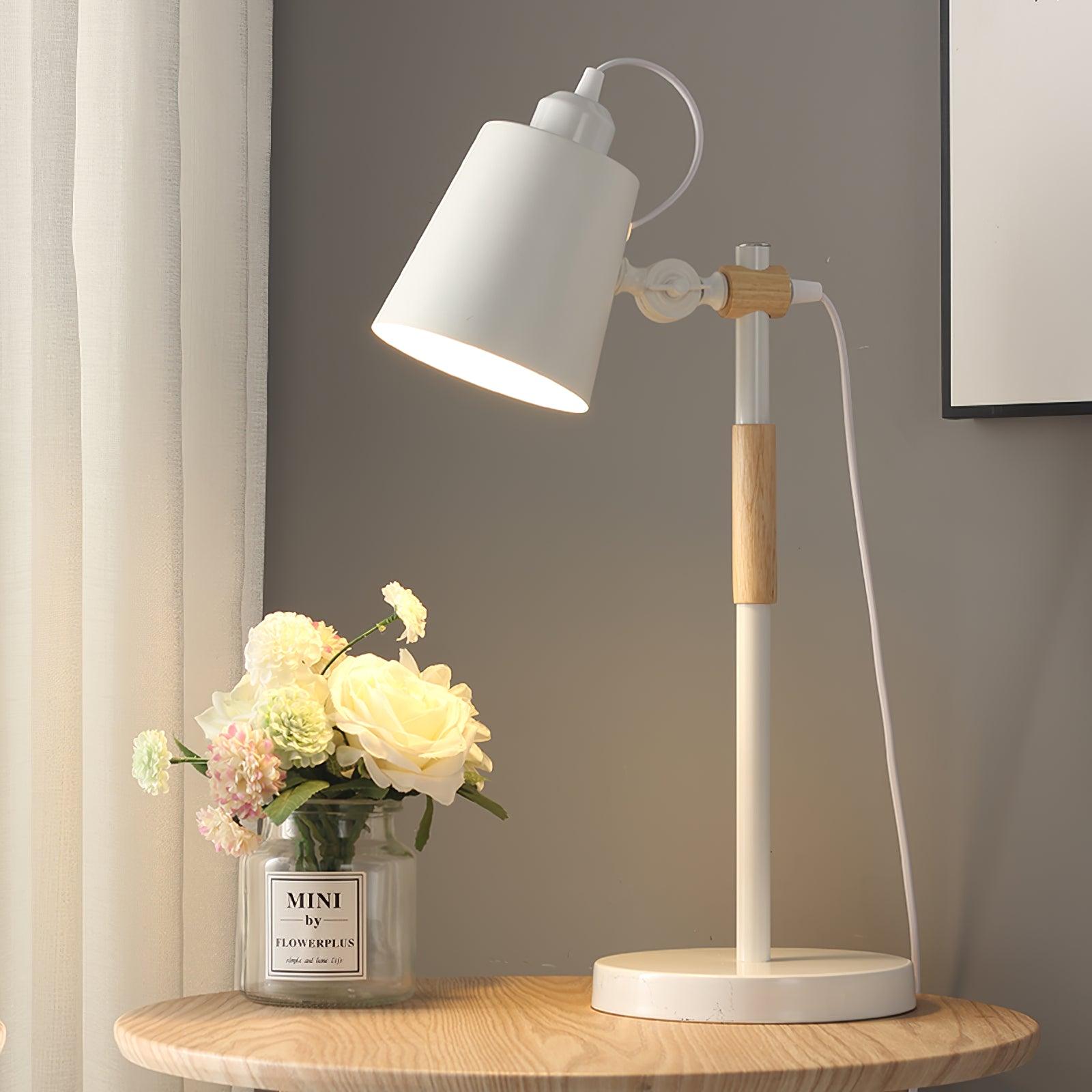 Addyson Minimalist Metal Table Lamp - Blowlighting
