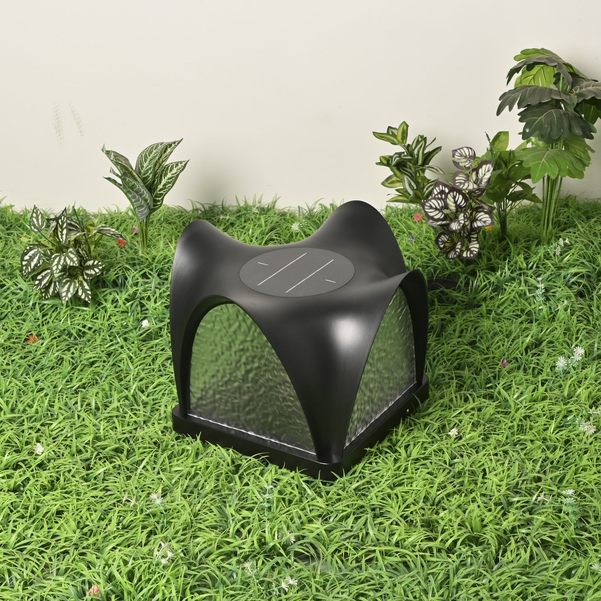 Sculptform Solar Outdoor Light - Blowlighting