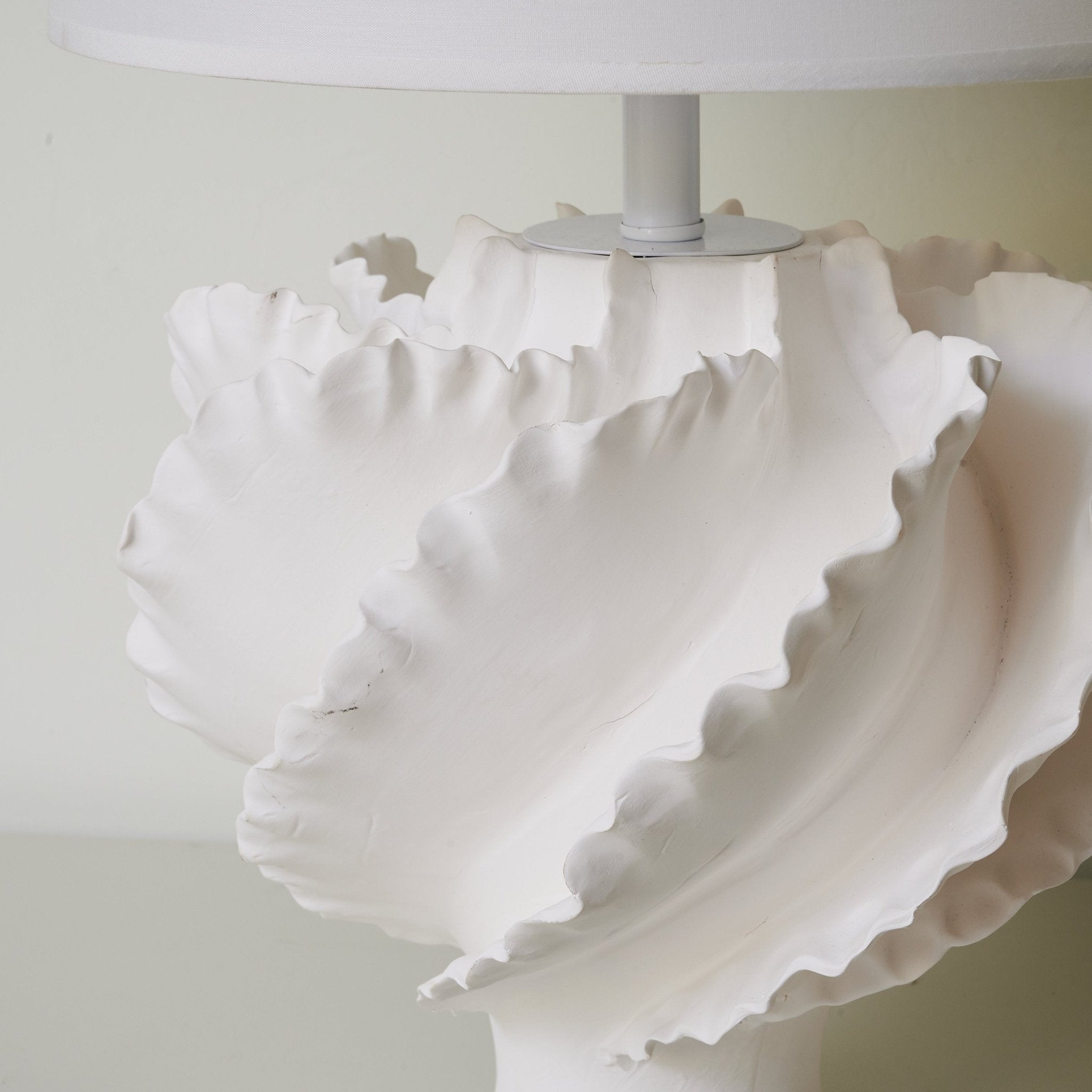 Sculptural Shell Inspired Table Lamp - Blowlighting