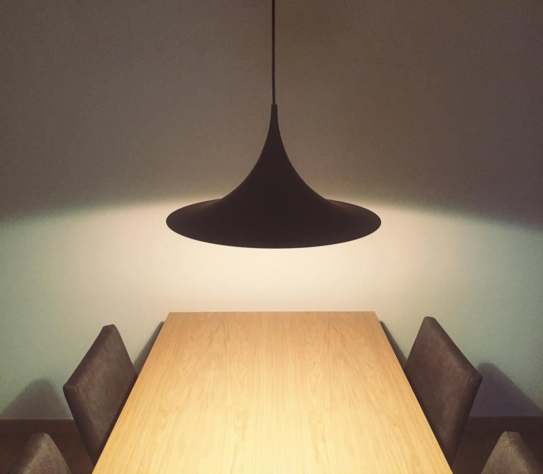 Semi Pendant Light - Blowlighting