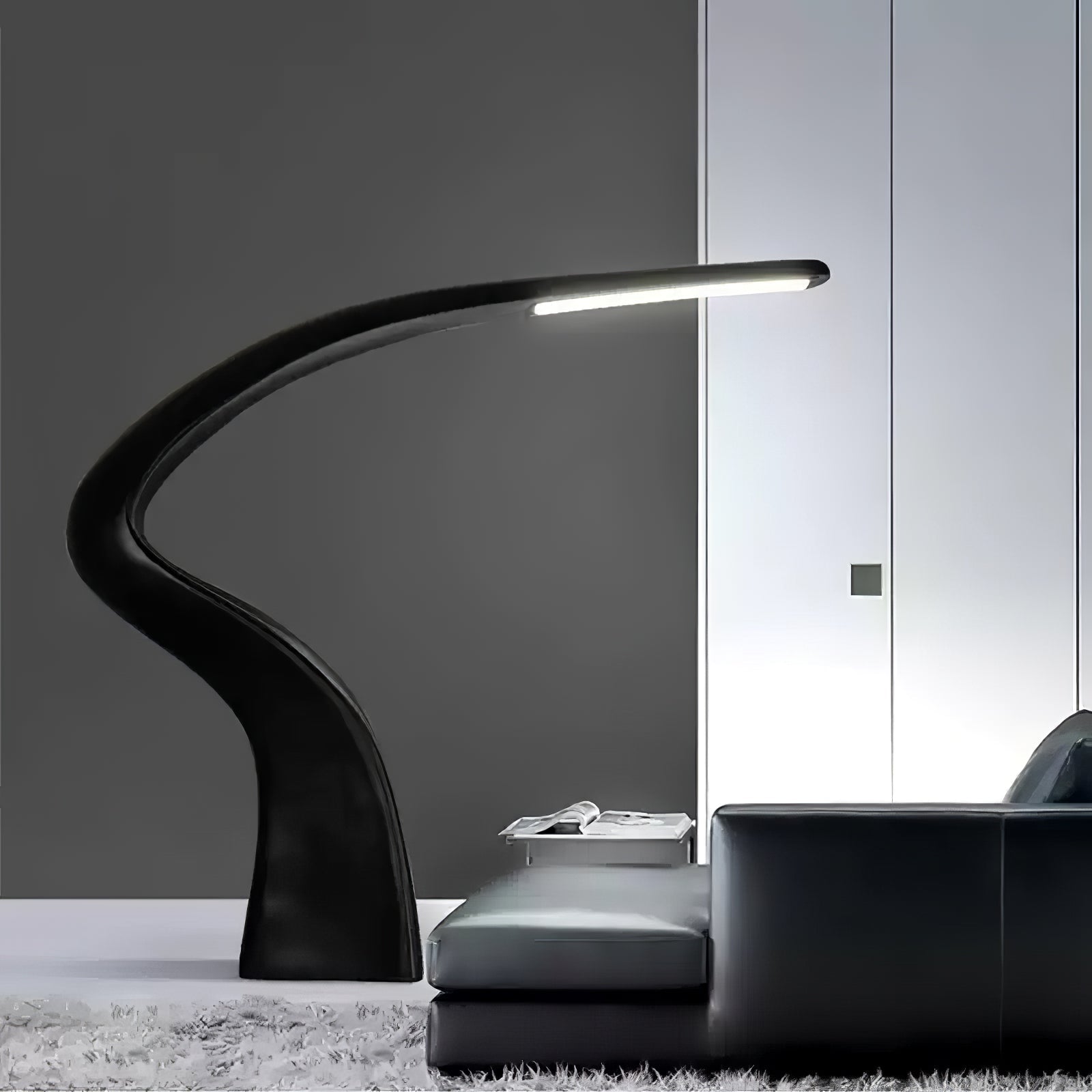 Seraph Curve Floor Lamp - Blowlighting