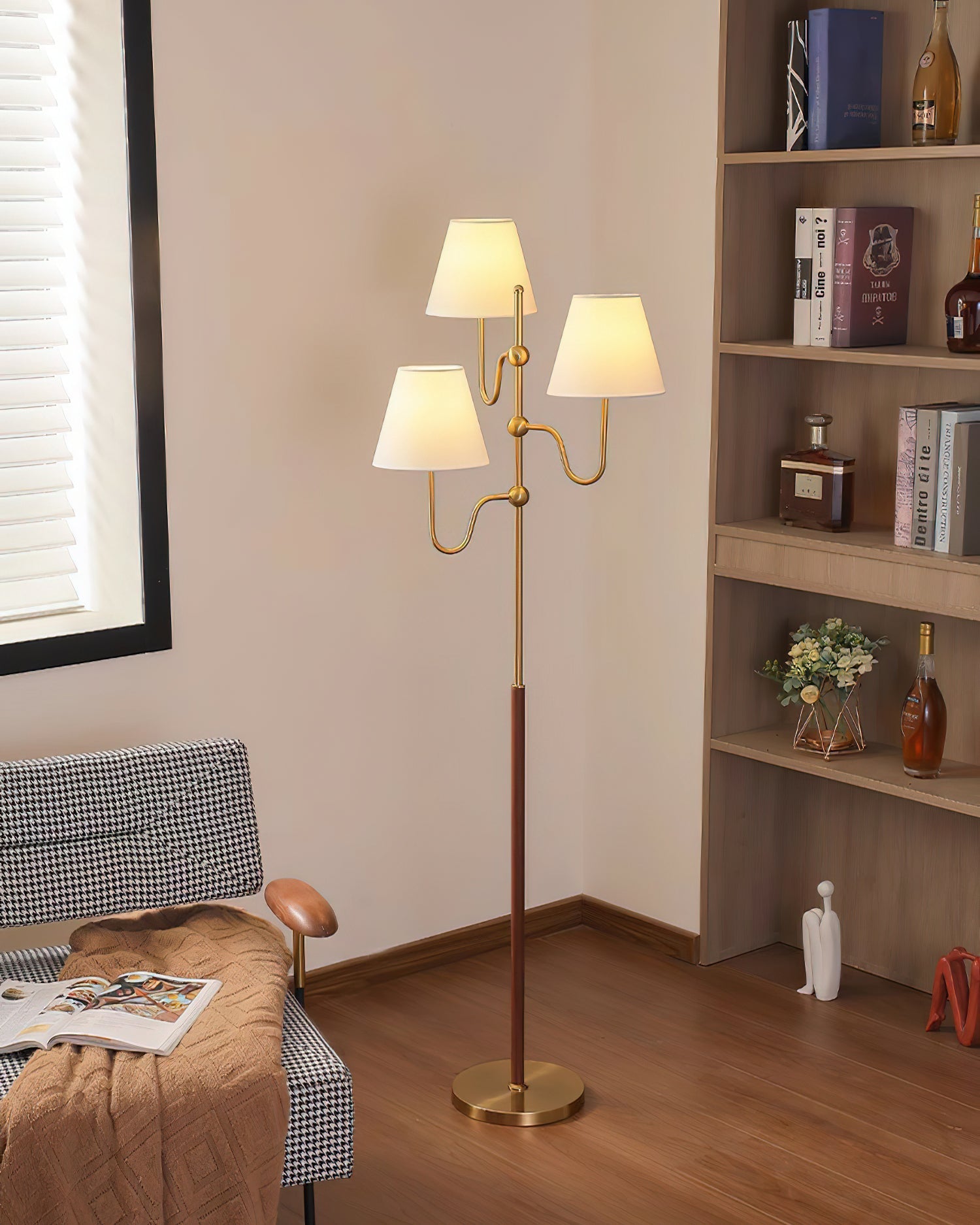 Serenade Floor Lamp - Blowlighting