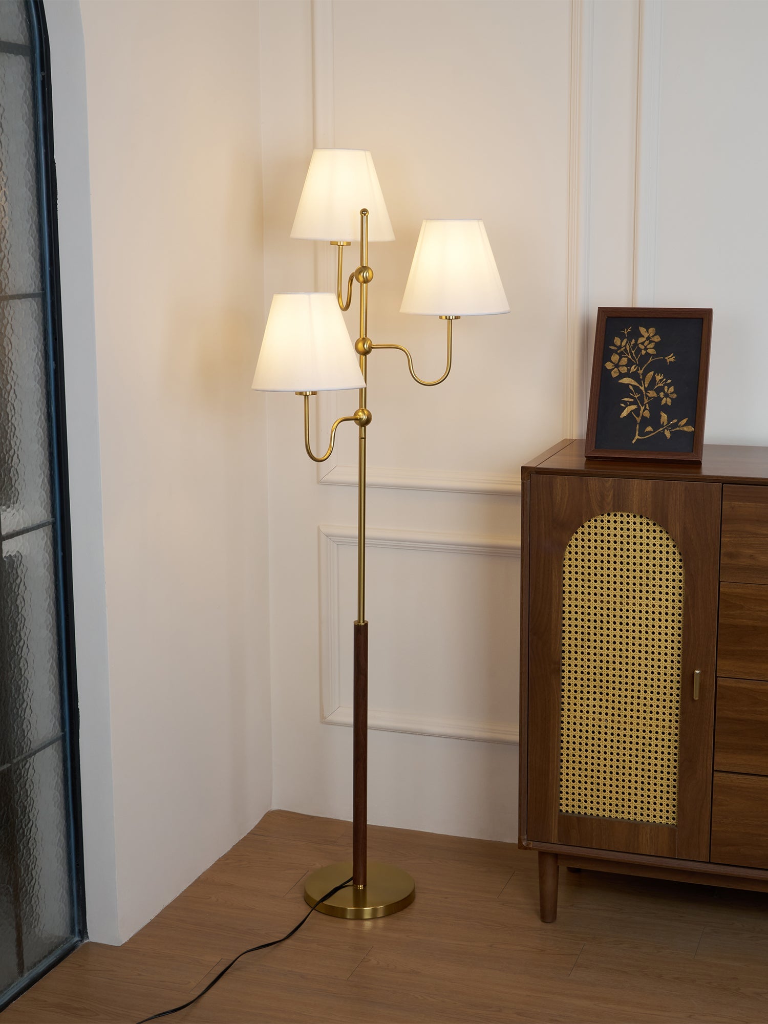 Serenade Floor Lamp - Blowlighting