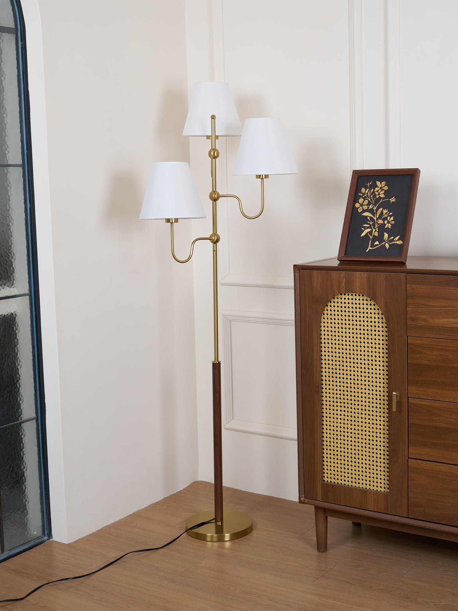 Serenade Floor Lamp - Blowlighting
