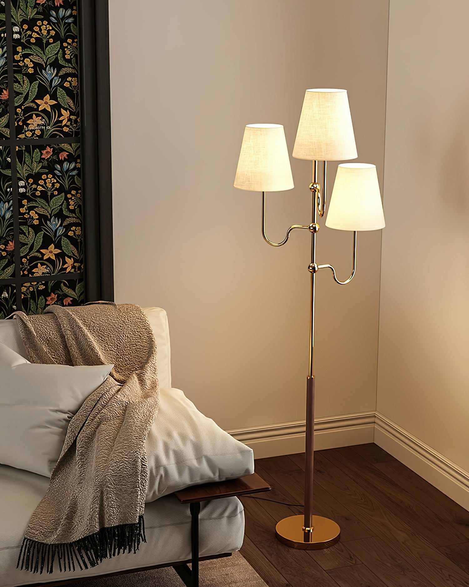 Serenade Floor Lamp - Blowlighting