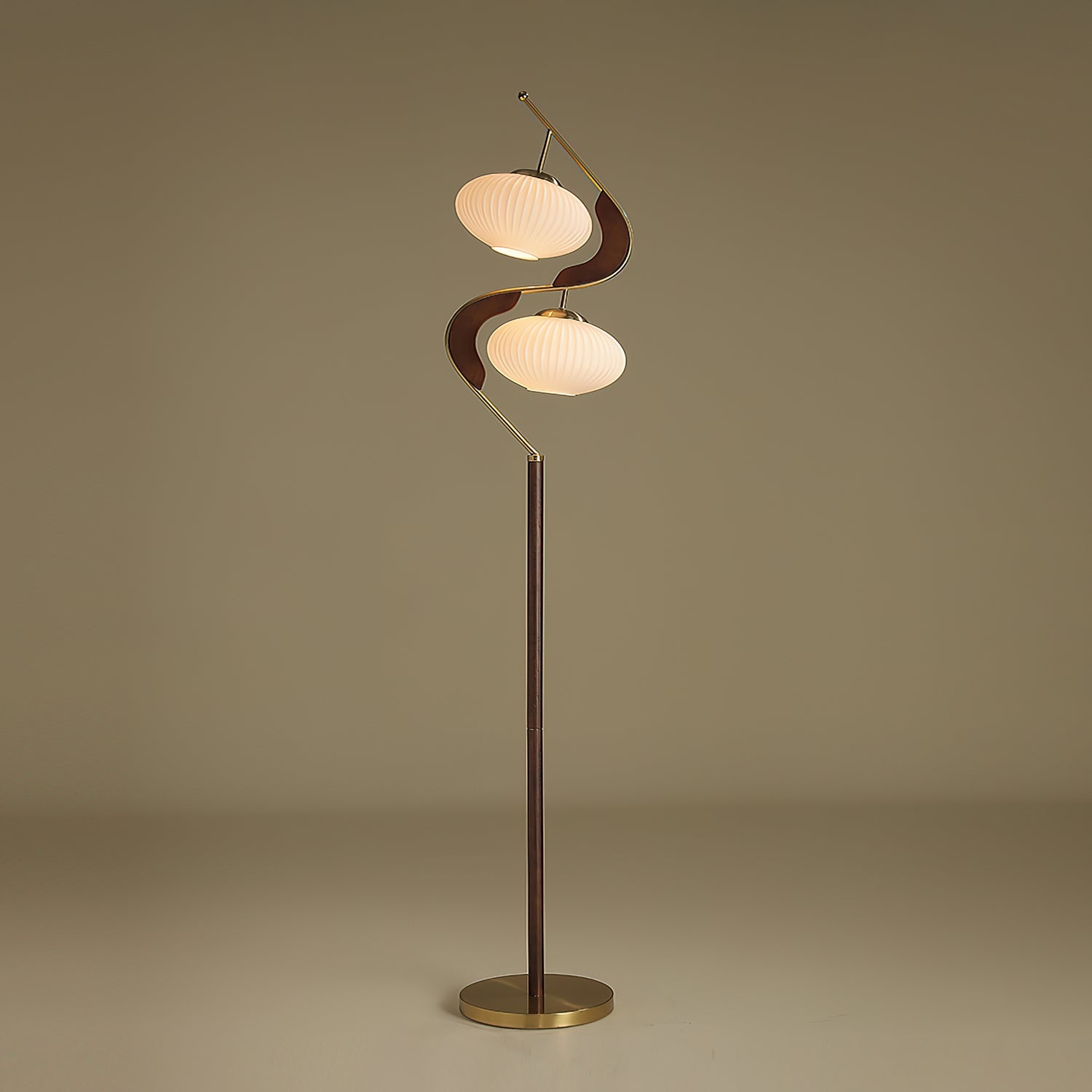 Emily Modern Metal Floor Lamp - Blowlighting