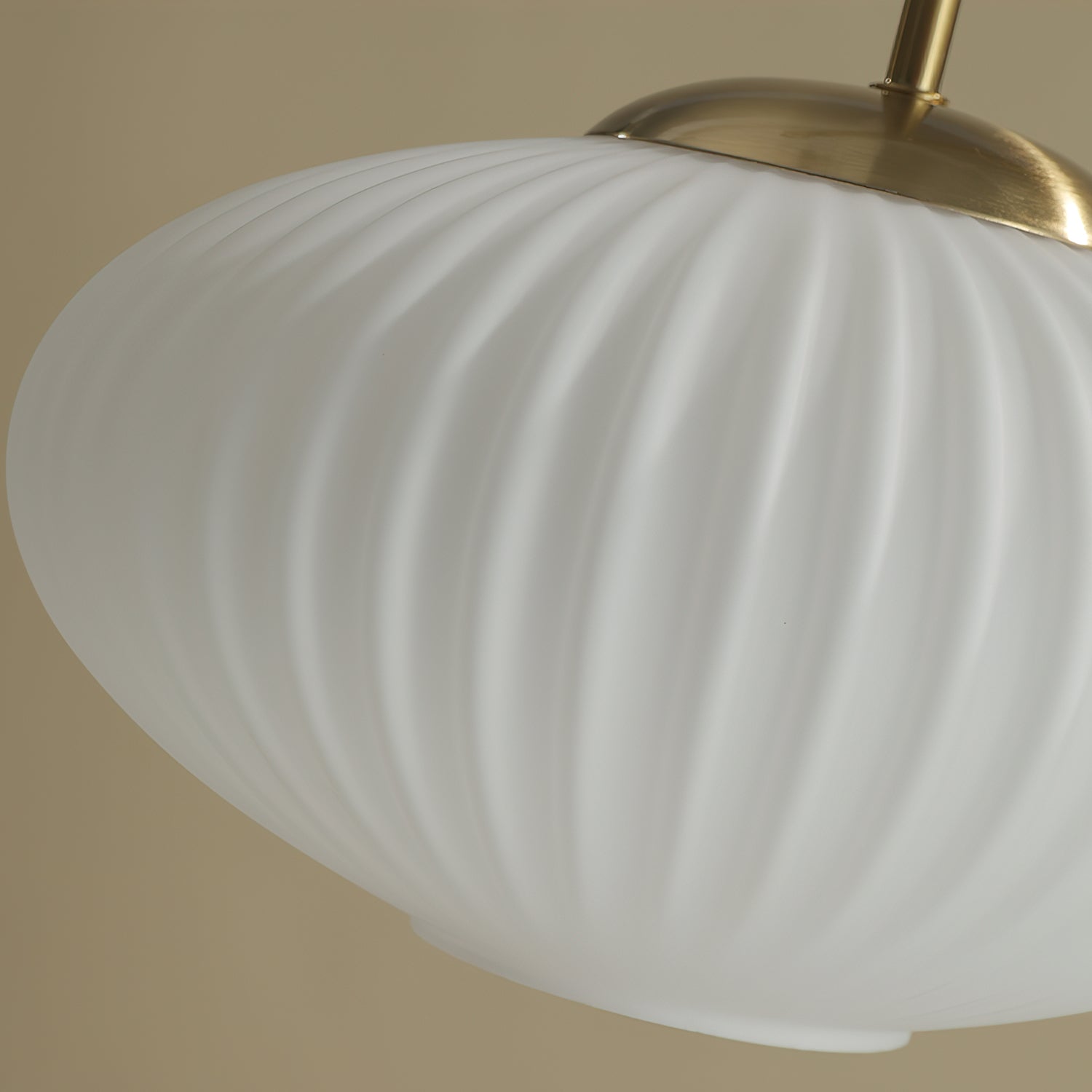 Emily Modern Metal Floor Lamp - Blowlighting