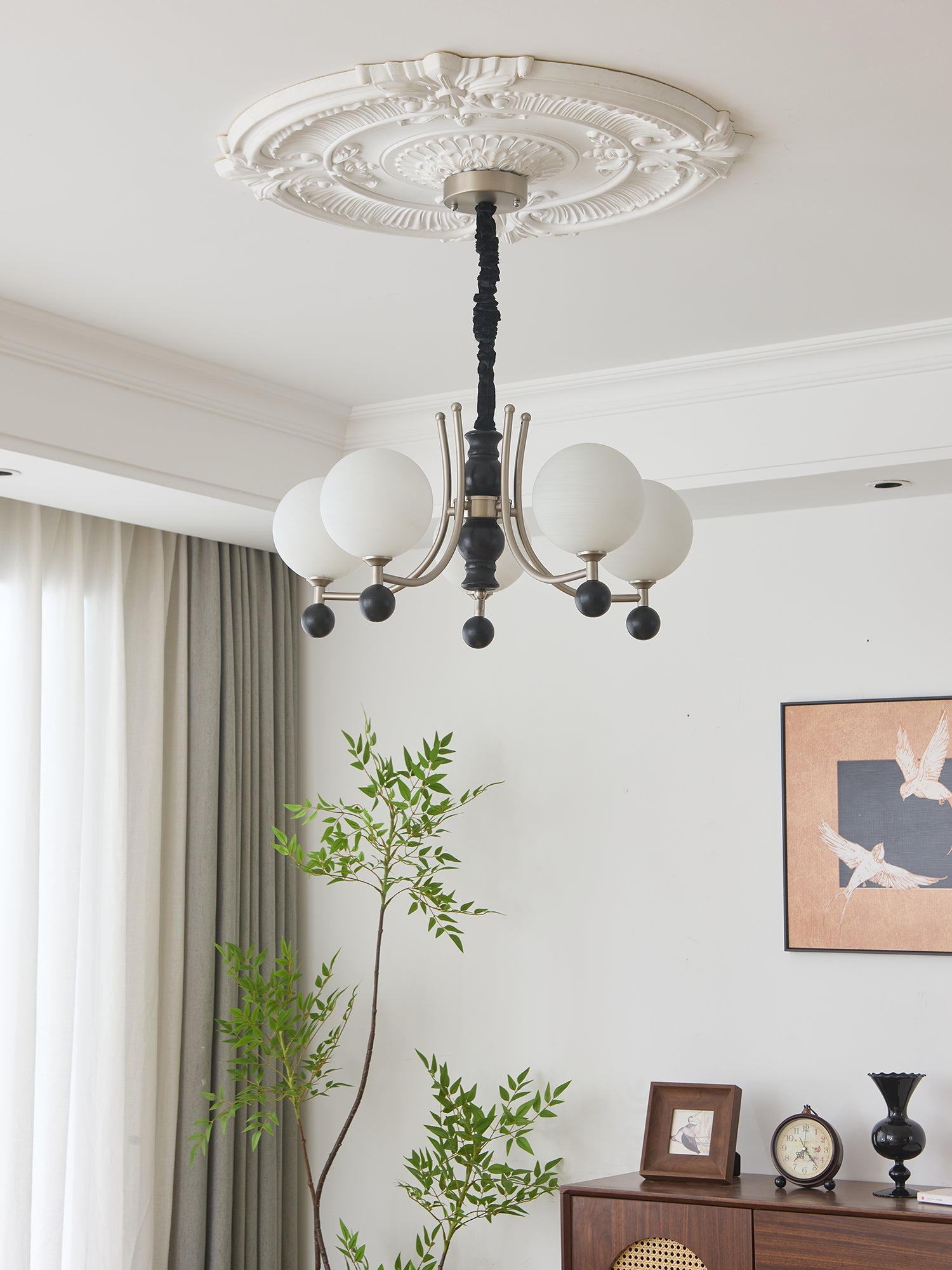 Serenus Sphere Chandelier - Blowlighting