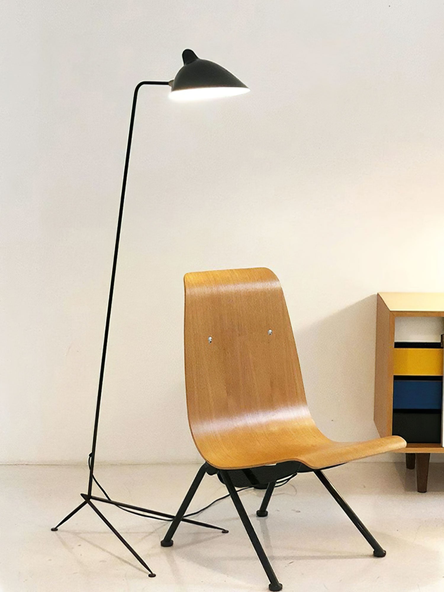 Serge Mouille Floor Lamp - Blowlighting