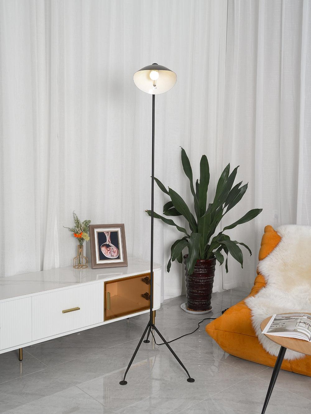 Serge Mouille Floor Lamp - Blowlighting