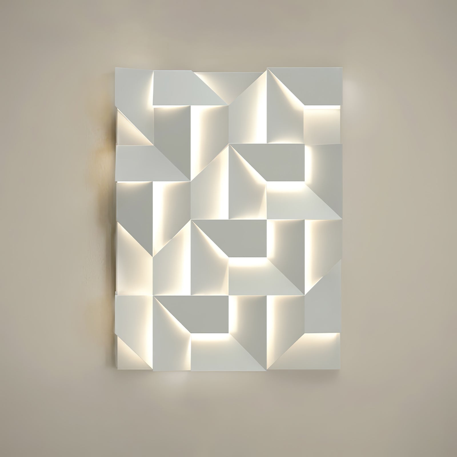 Shadows Grand Plug-in Sconce - Blowlighting