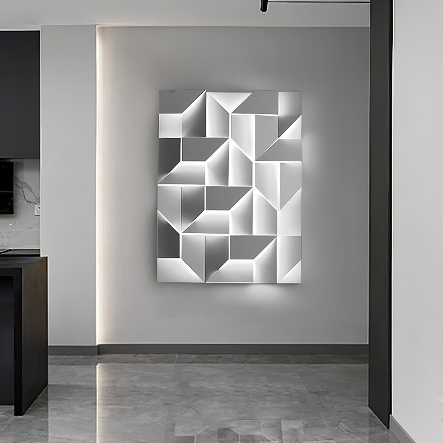 Shadows Grand Plug-in Sconce - Blowlighting