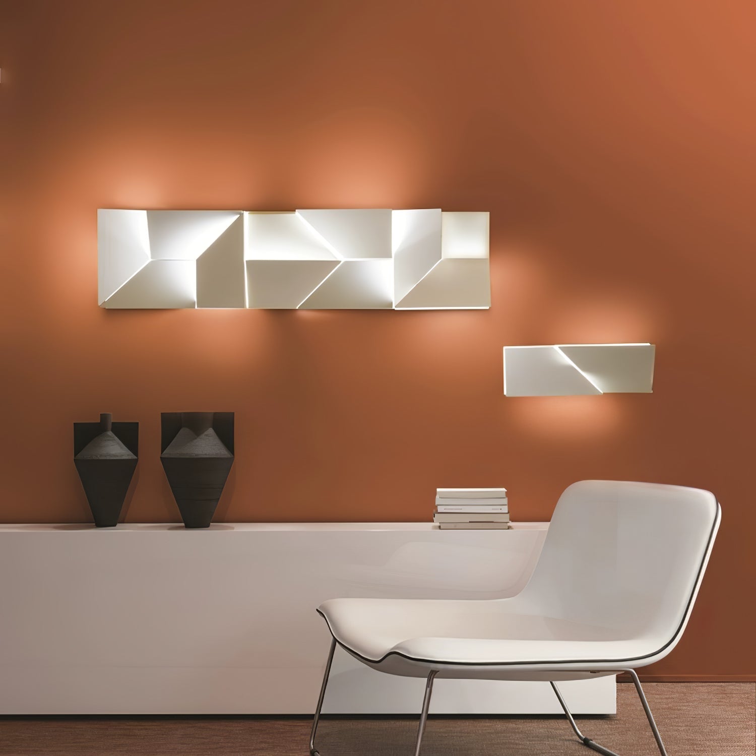 Shadows Grand Plug-in Sconce - Blowlighting